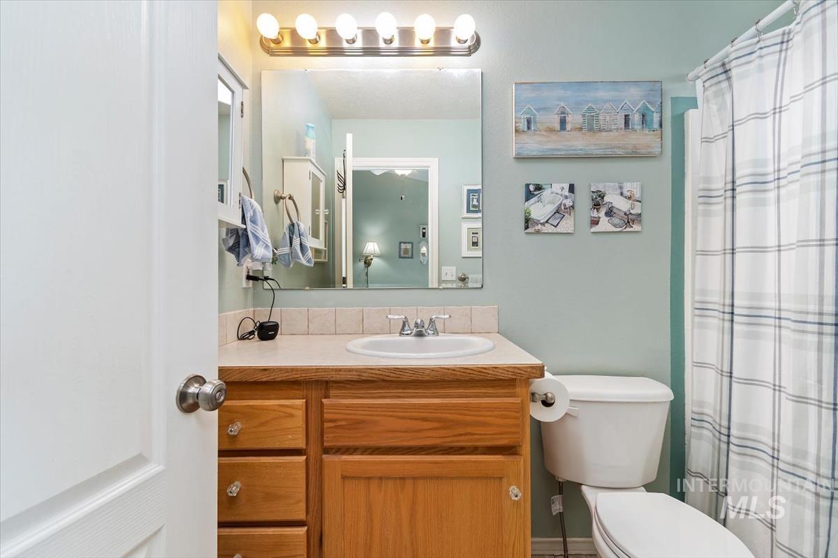 1418 W Aberdeen Ave, Nampa, Idaho 83686-9347, 3 Bedrooms, 2 Bathrooms, Residential For Sale, Price $359,900, 98977714