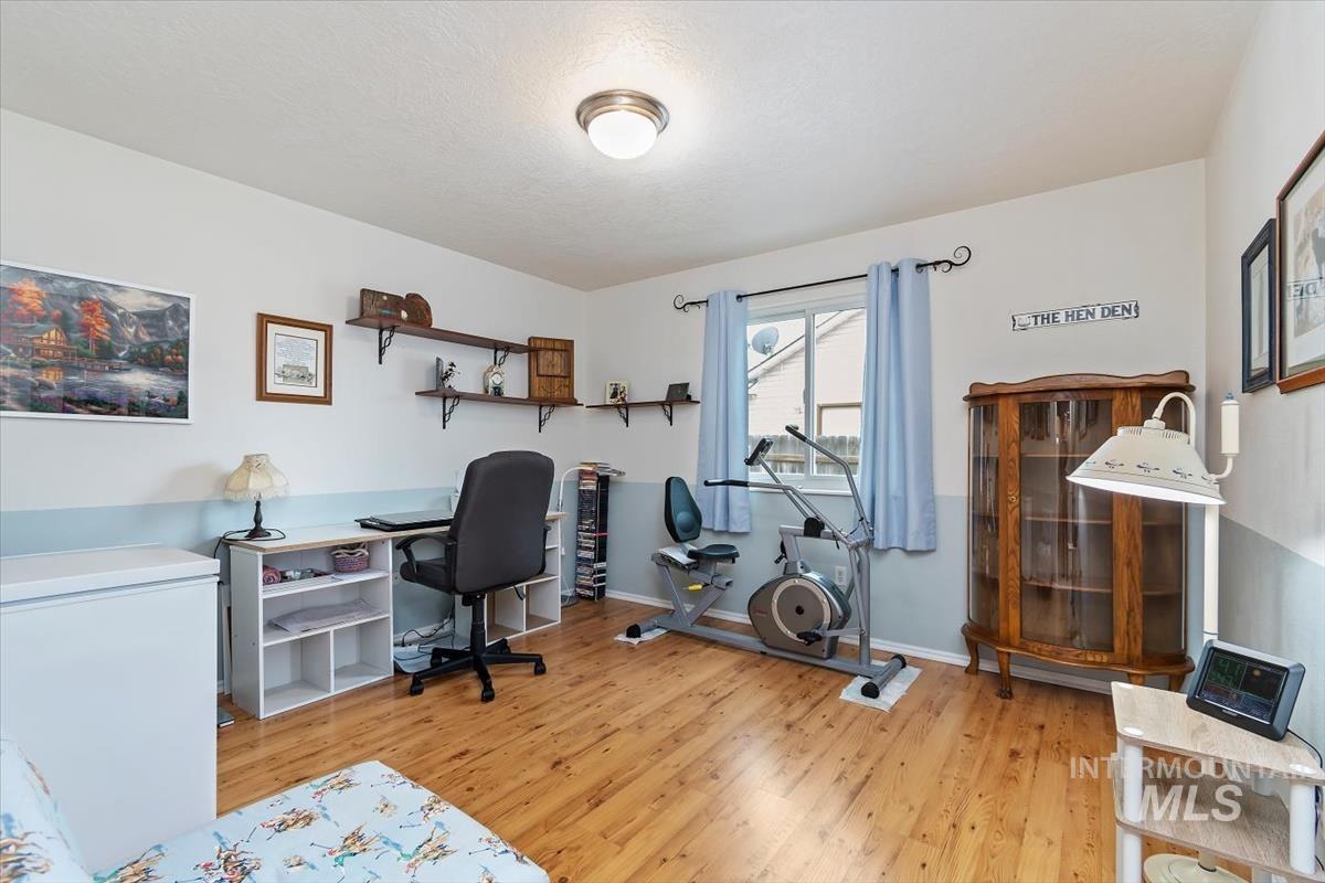 1418 W Aberdeen Ave, Nampa, Idaho 83686-9347, 3 Bedrooms, 2 Bathrooms, Residential For Sale, Price $359,900, 98977714