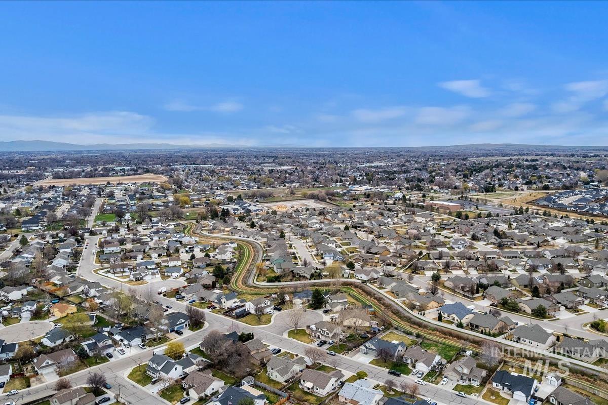 1418 W Aberdeen Ave, Nampa, Idaho 83686-9347, 3 Bedrooms, 2 Bathrooms, Residential For Sale, Price $359,900, 98977714