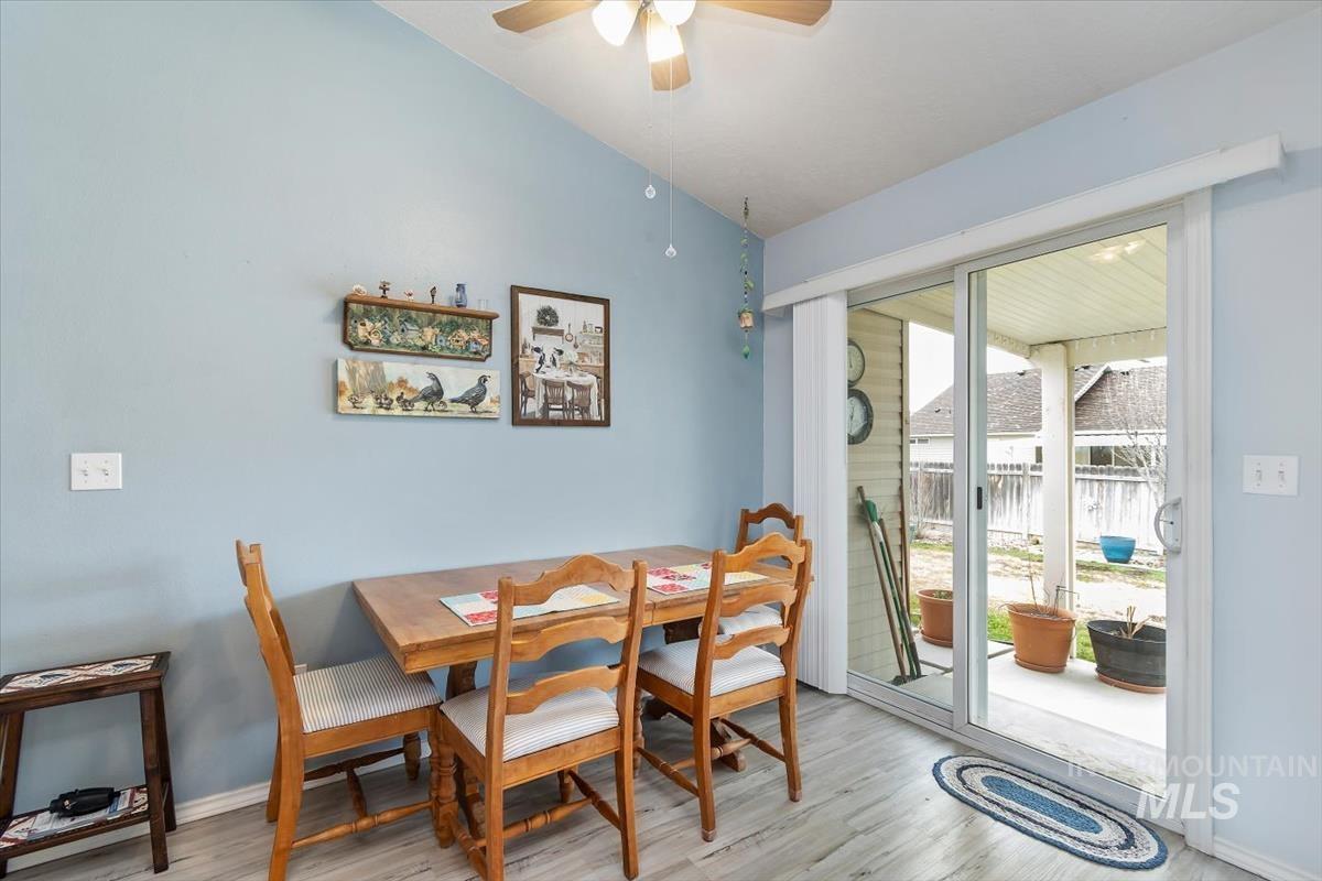 1418 W Aberdeen Ave, Nampa, Idaho 83686-9347, 3 Bedrooms, 2 Bathrooms, Residential For Sale, Price $359,900, 98977714