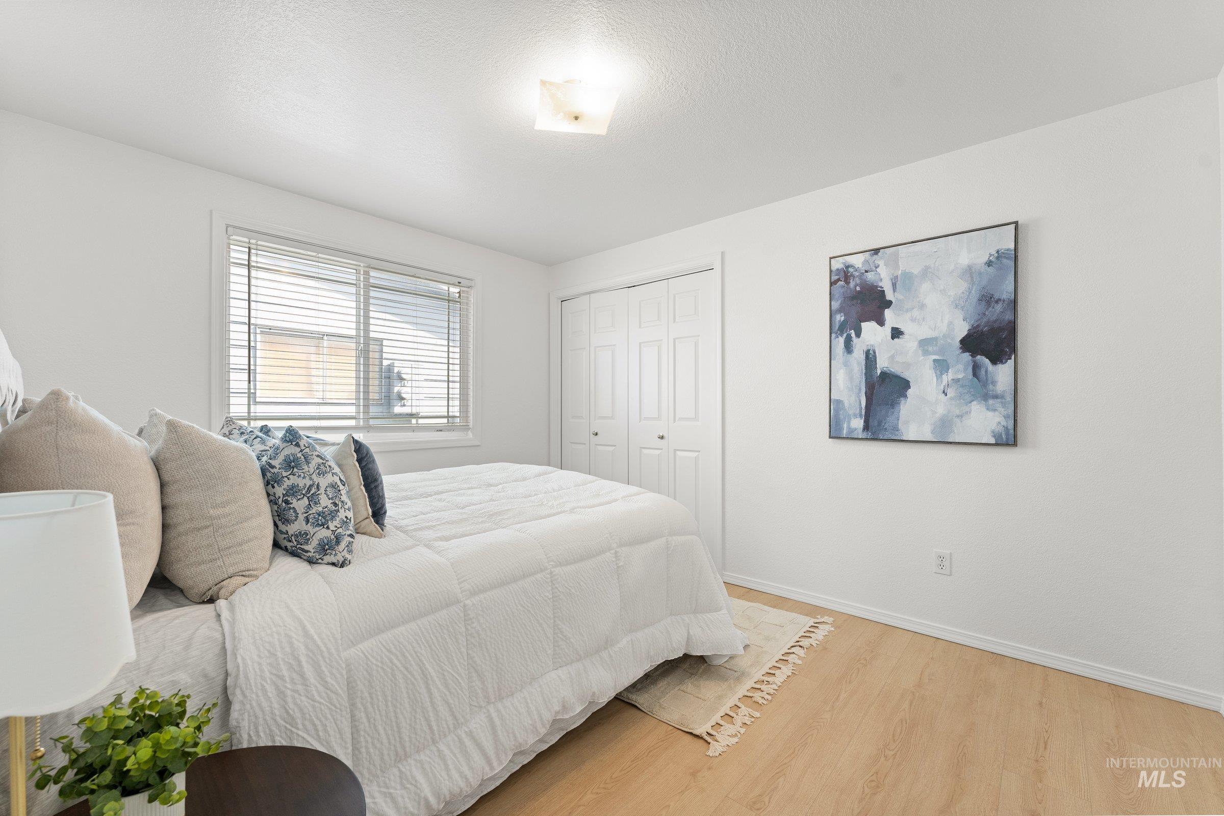 674 W Gallaher St., Boise, Idaho 83706, 2 Bedrooms, 1 Bathroom, Residential Income For Sale, Price $570,000,MLS 98977715