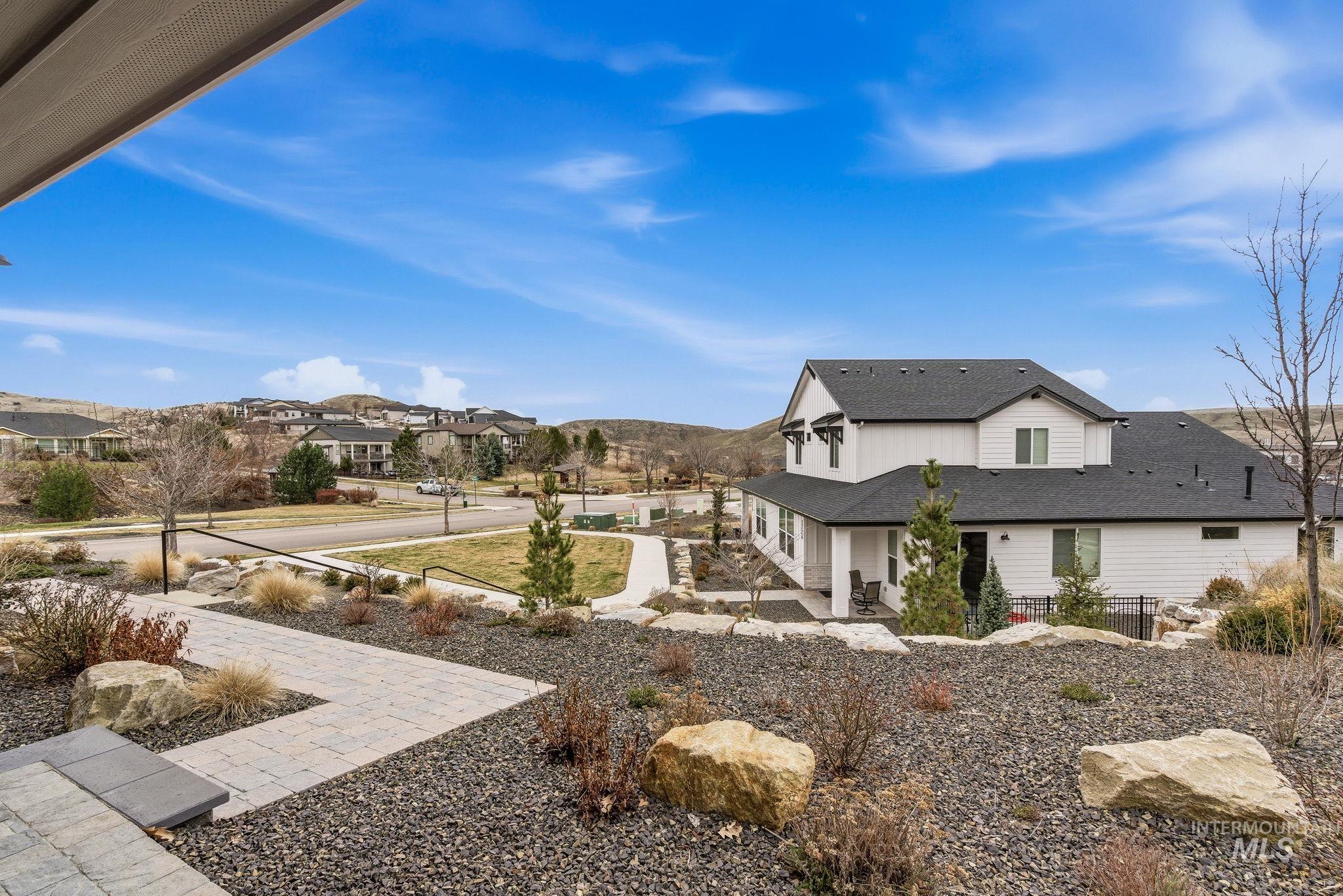 5700 W Avimor Drive, Boise, Idaho 83714, 3 Bedrooms, 2.5 Bathrooms, Residential For Sale, Price $509,964, 98977717