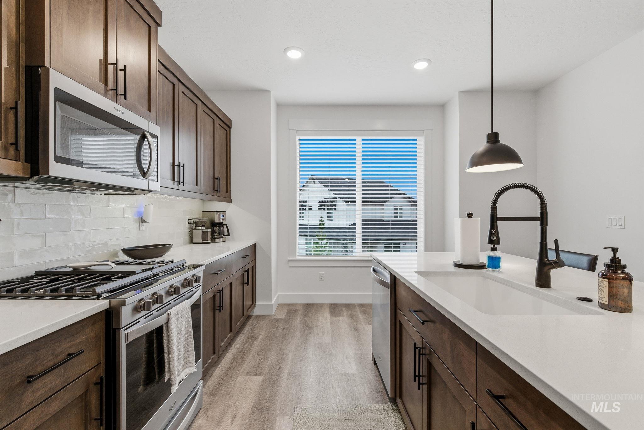 5700 W Avimor Drive, Boise, Idaho 83714, 3 Bedrooms, 2.5 Bathrooms, Residential For Sale, Price $509,964, 98977717