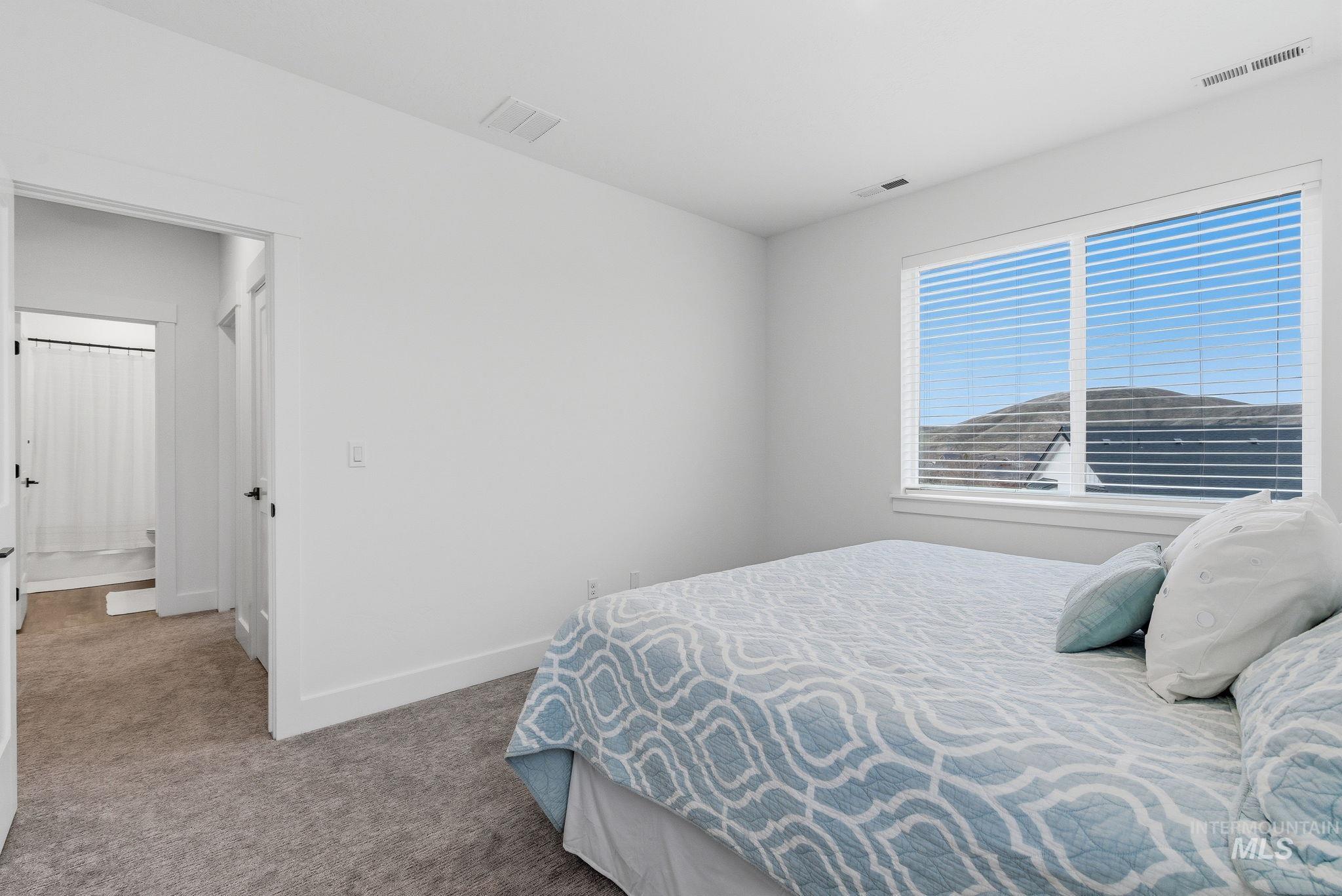 5700 W Avimor Drive, Boise, Idaho 83714, 3 Bedrooms, 2.5 Bathrooms, Residential For Sale, Price $509,964, 98977717