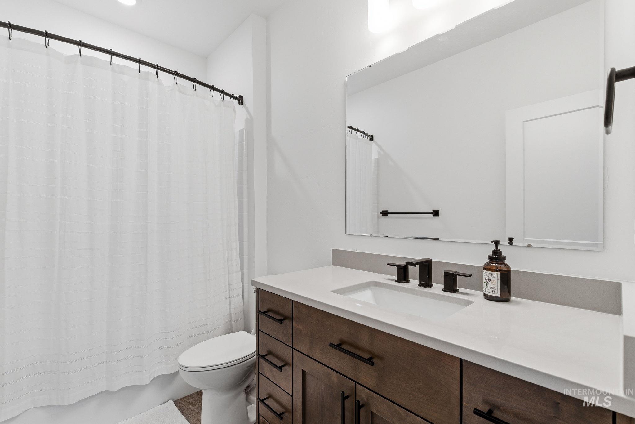 5700 W Avimor Drive, Boise, Idaho 83714, 3 Bedrooms, 2.5 Bathrooms, Residential For Sale, Price $509,964, 98977717