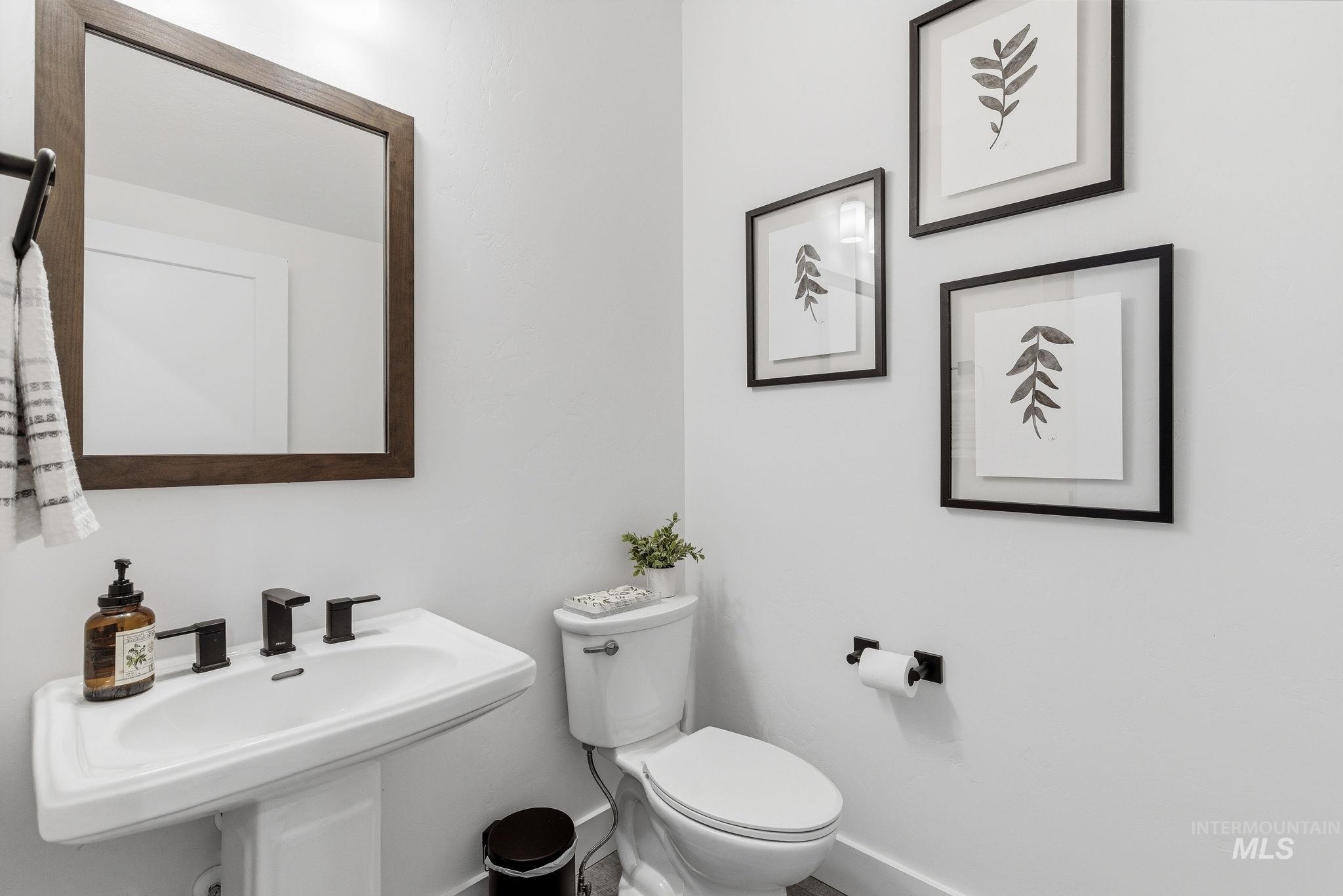 5700 W Avimor Drive, Boise, Idaho 83714, 3 Bedrooms, 2.5 Bathrooms, Residential For Sale, Price $509,964, 98977717