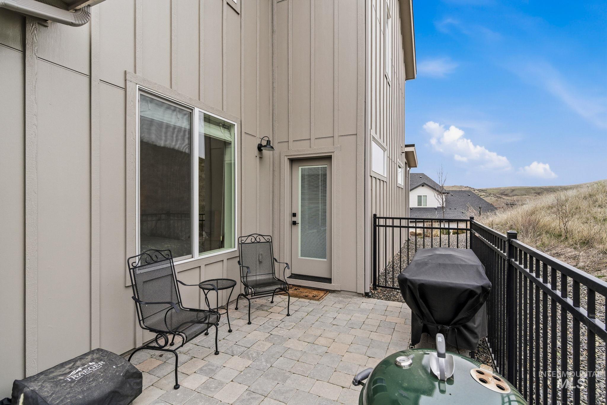 5700 W Avimor Drive, Boise, Idaho 83714, 3 Bedrooms, 2.5 Bathrooms, Residential For Sale, Price $509,964, 98977717