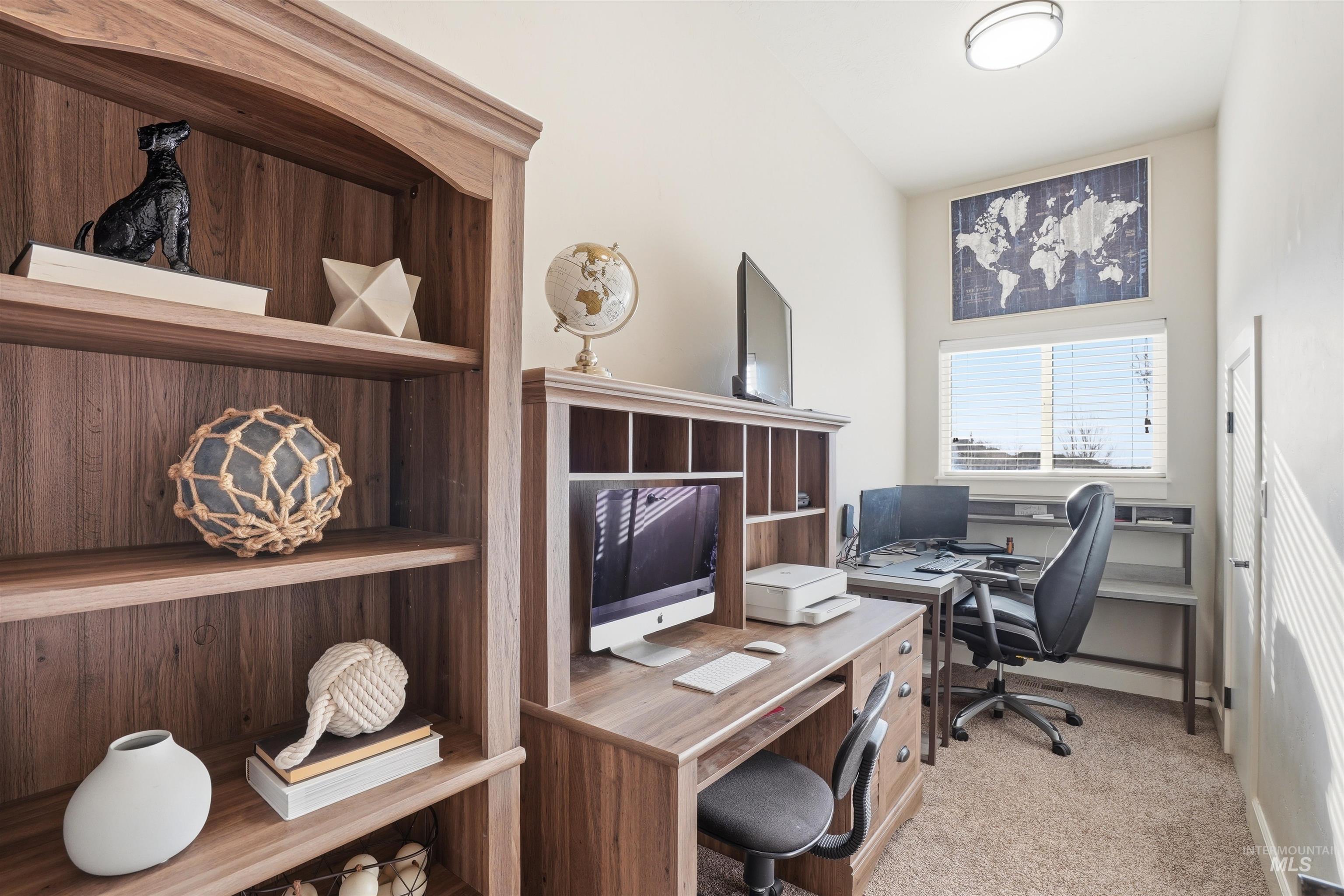 6251 W Nordic Dr, Eagle, Idaho 83616, 5 Bedrooms, 3.5 Bathrooms, Residential For Sale, Price $899,900, 98977718