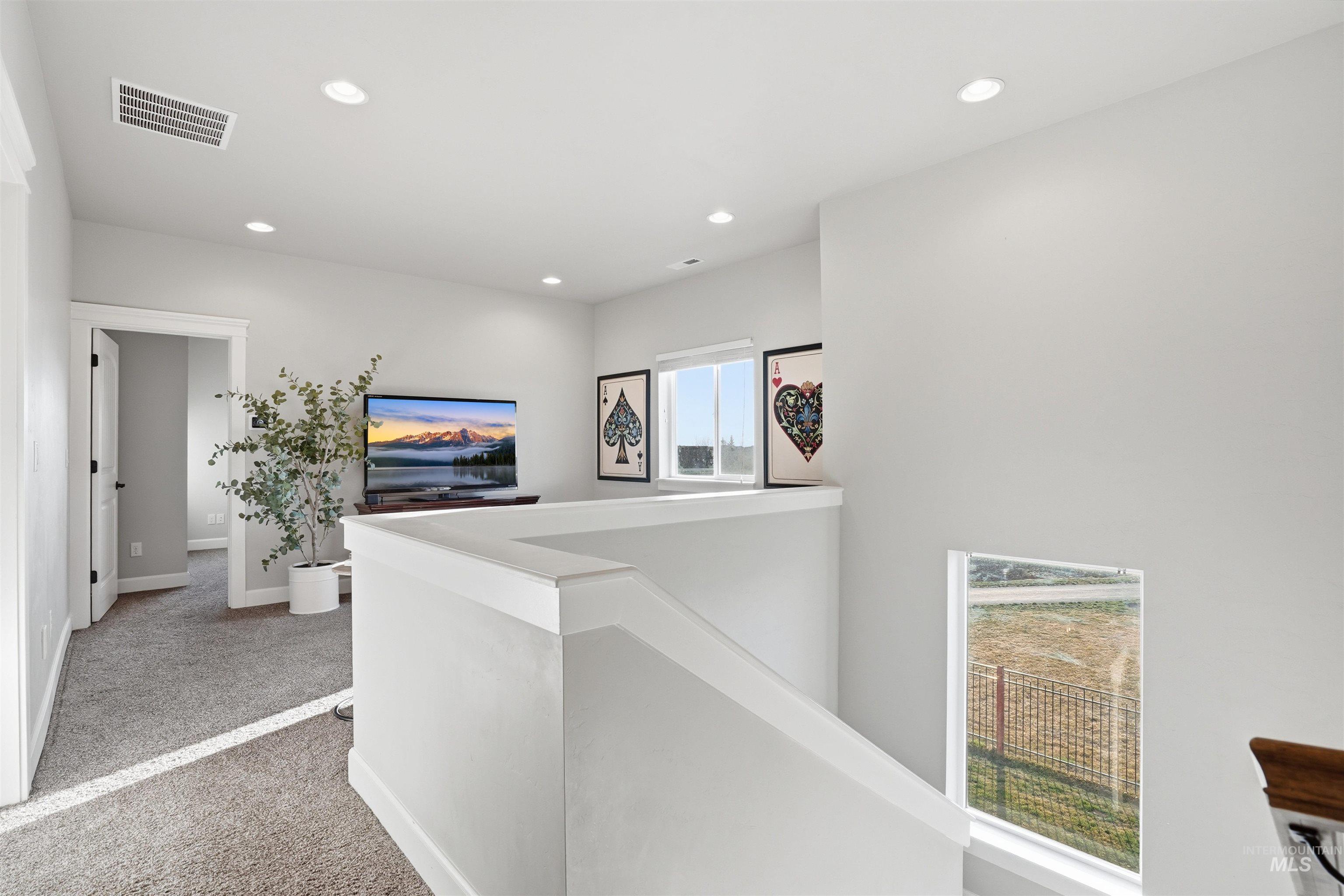 6251 W Nordic Dr, Eagle, Idaho 83616, 5 Bedrooms, 3.5 Bathrooms, Residential For Sale, Price $899,900, 98977718