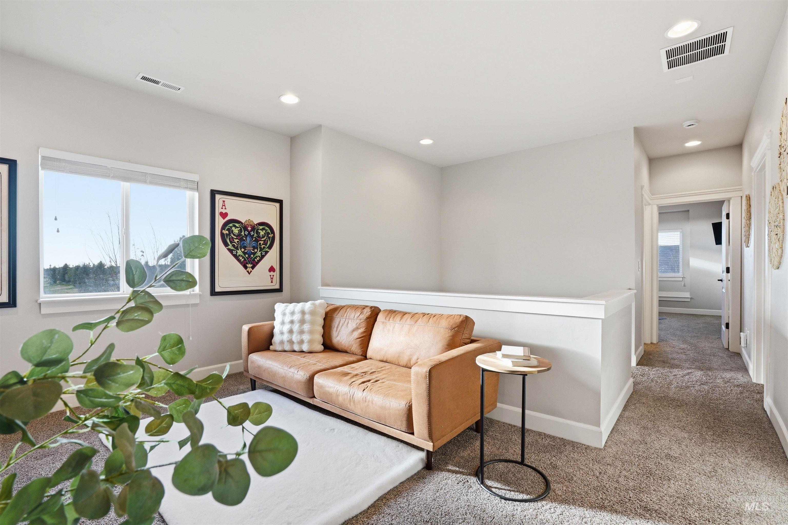 6251 W Nordic Dr, Eagle, Idaho 83616, 5 Bedrooms, 3.5 Bathrooms, Residential For Sale, Price $899,900, 98977718