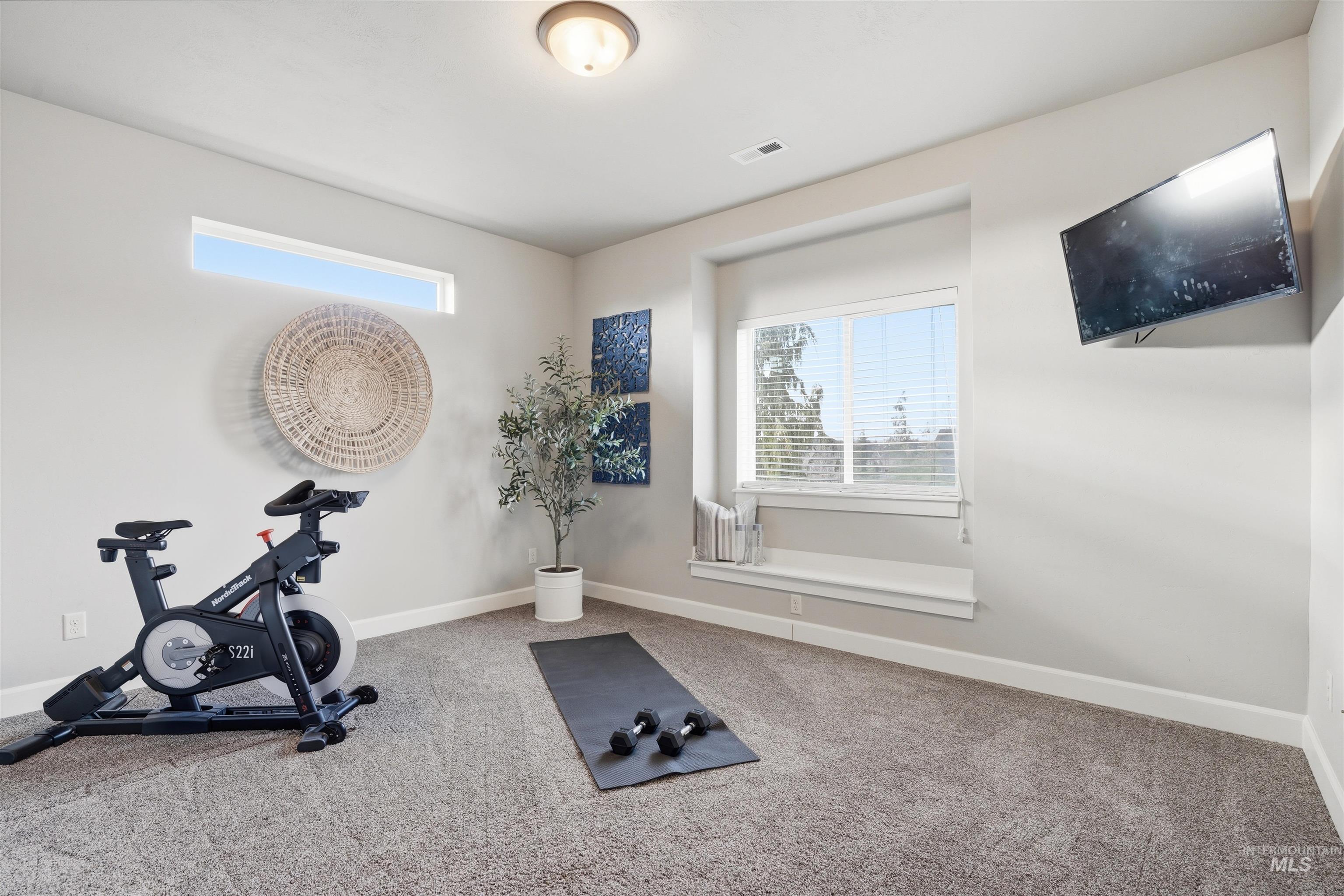 6251 W Nordic Dr, Eagle, Idaho 83616, 5 Bedrooms, 3.5 Bathrooms, Residential For Sale, Price $899,900, 98977718