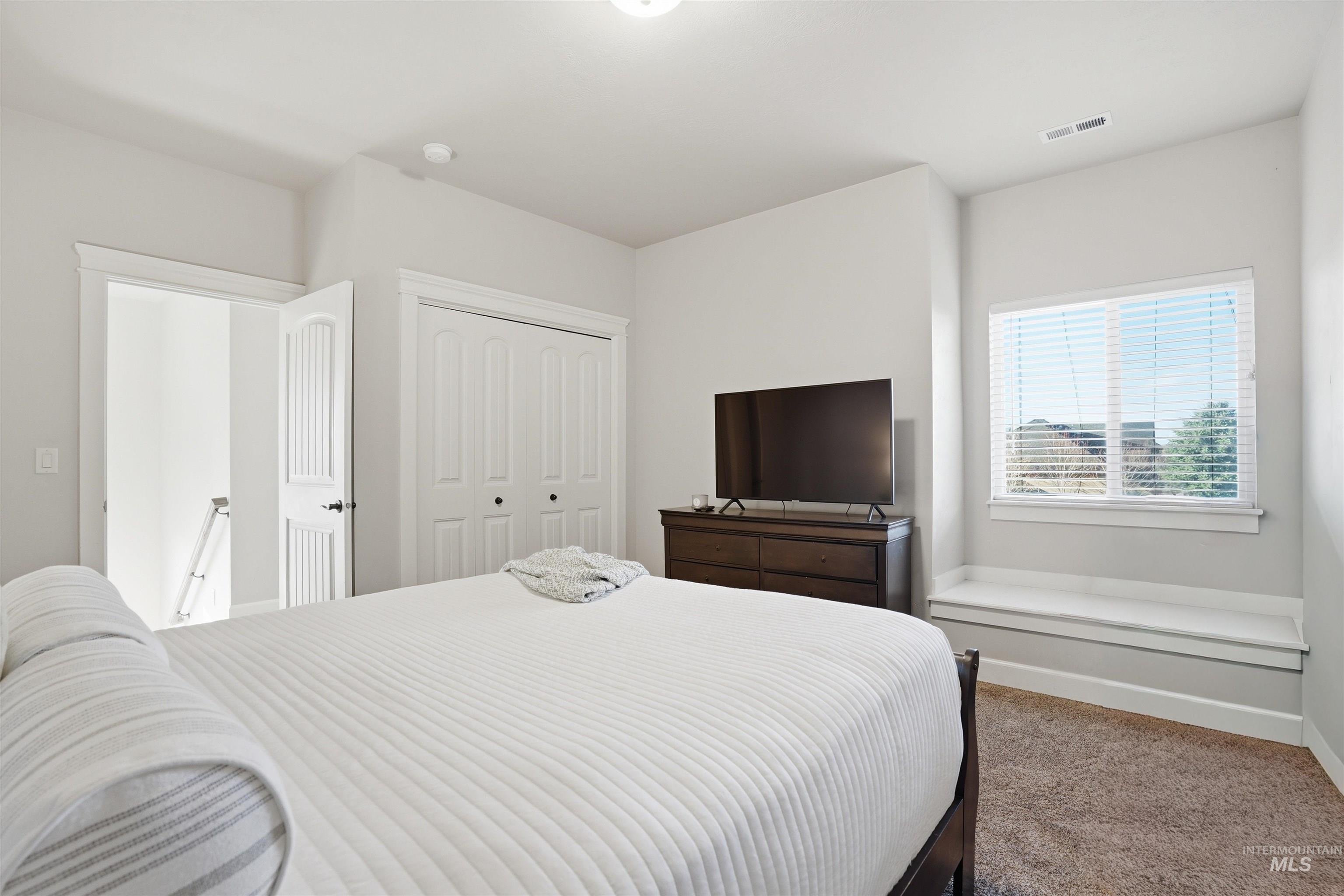 6251 W Nordic Dr, Eagle, Idaho 83616, 5 Bedrooms, 3.5 Bathrooms, Residential For Sale, Price $899,900, 98977718