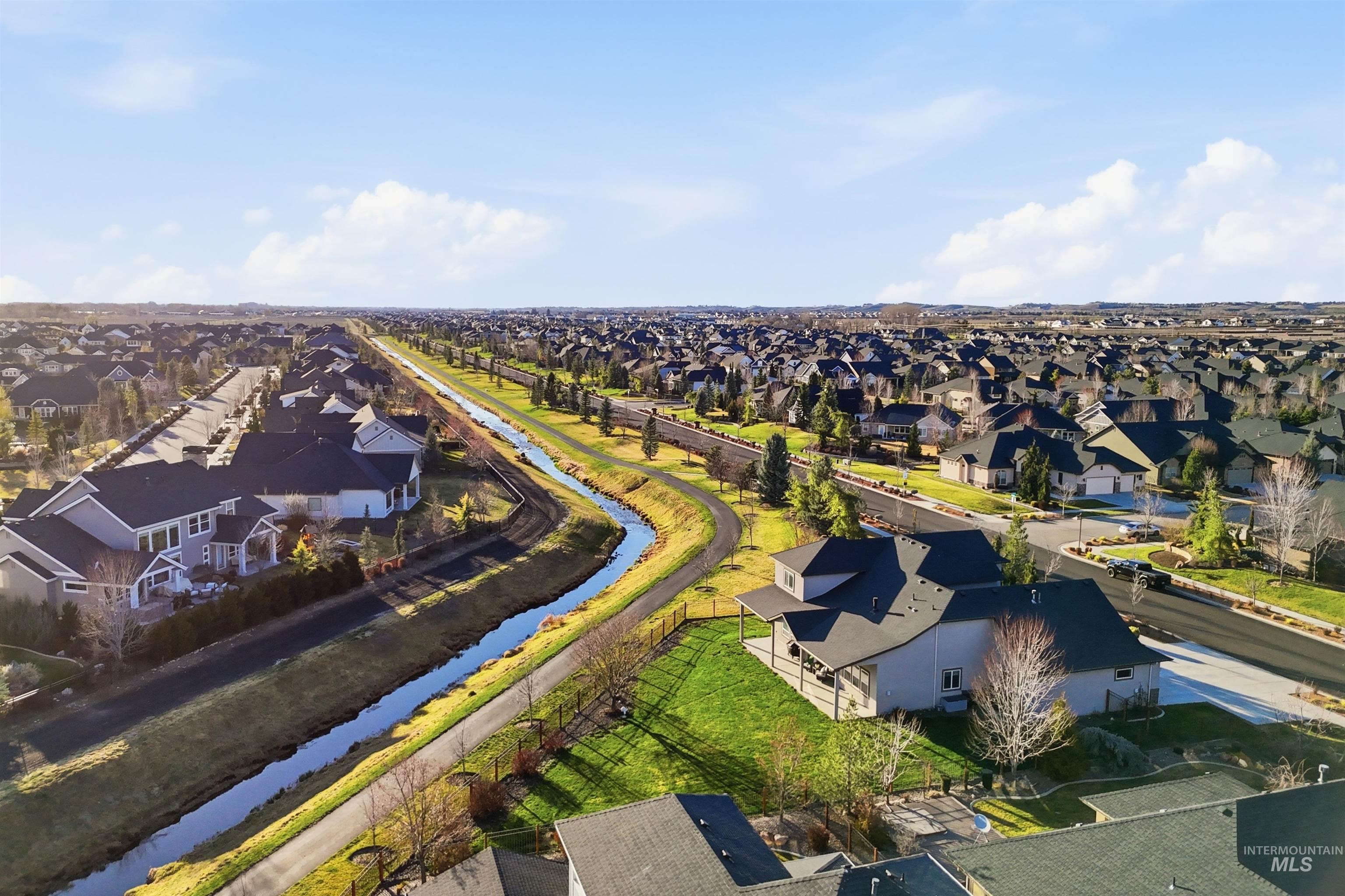 6251 W Nordic Dr, Eagle, Idaho 83616, 5 Bedrooms, 3.5 Bathrooms, Residential For Sale, Price $899,900, 98977718