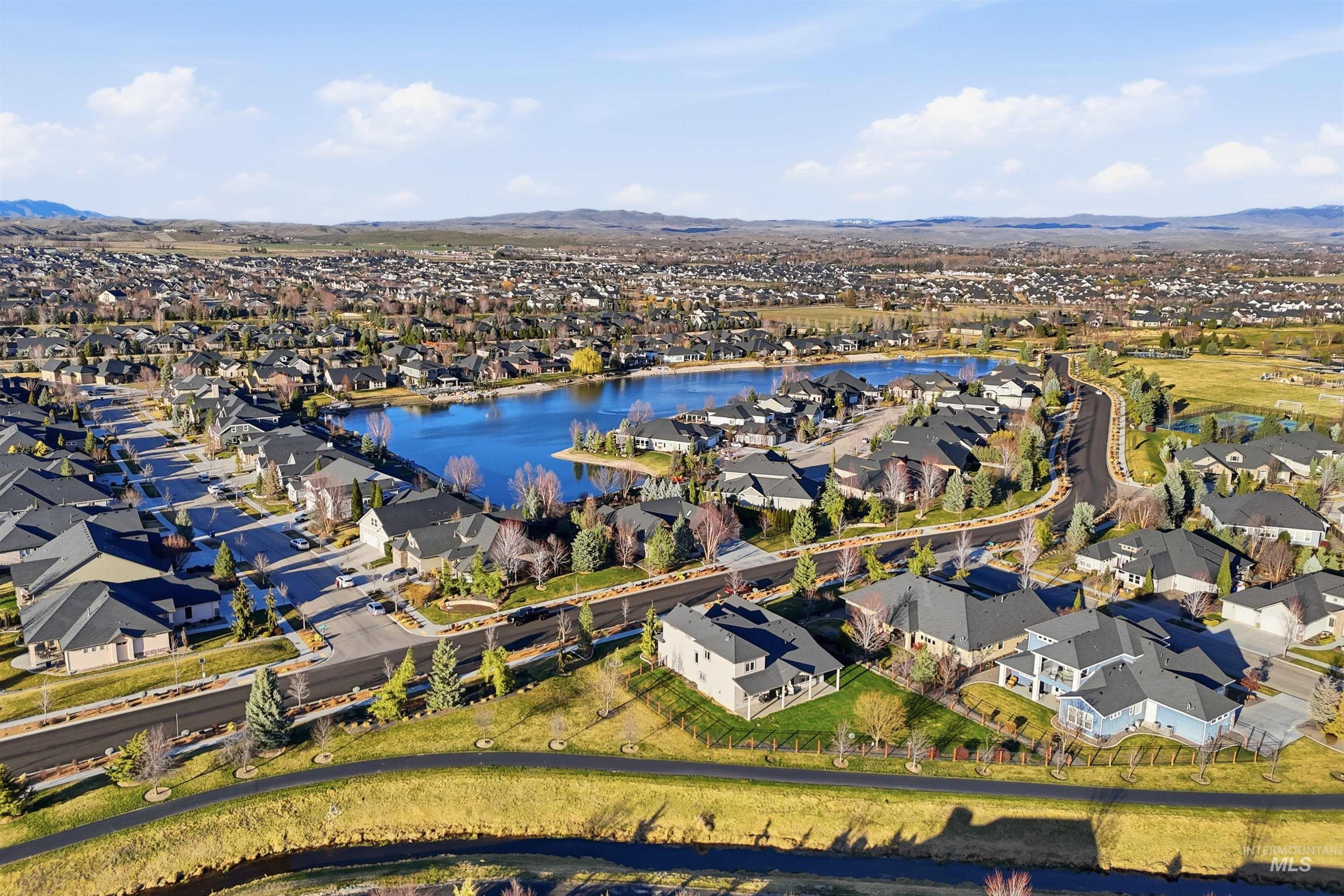 6251 W Nordic Dr, Eagle, Idaho 83616, 5 Bedrooms, 3.5 Bathrooms, Residential For Sale, Price $899,900, 98977718