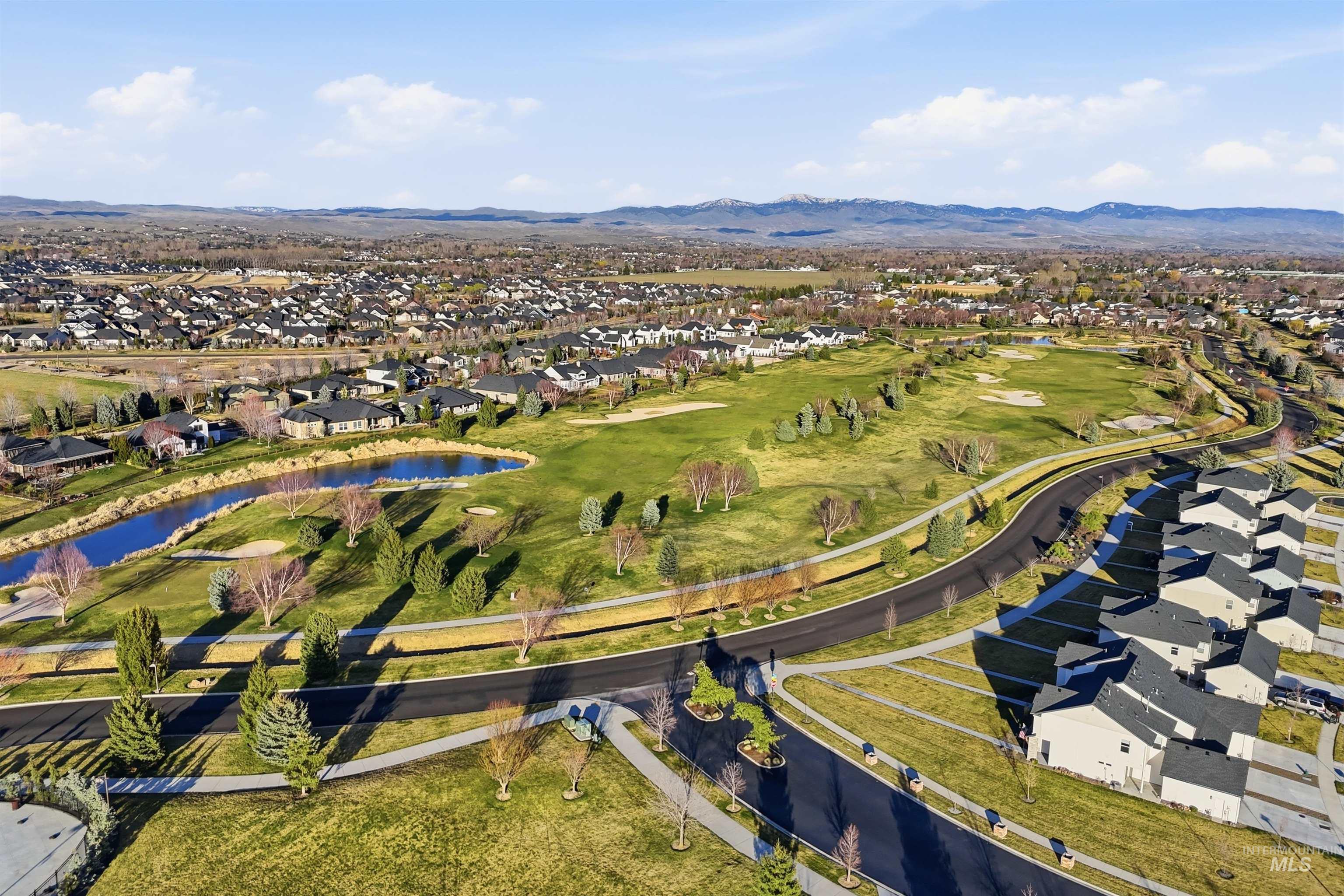 6251 W Nordic Dr, Eagle, Idaho 83616, 5 Bedrooms, 3.5 Bathrooms, Residential For Sale, Price $899,900, 98977718