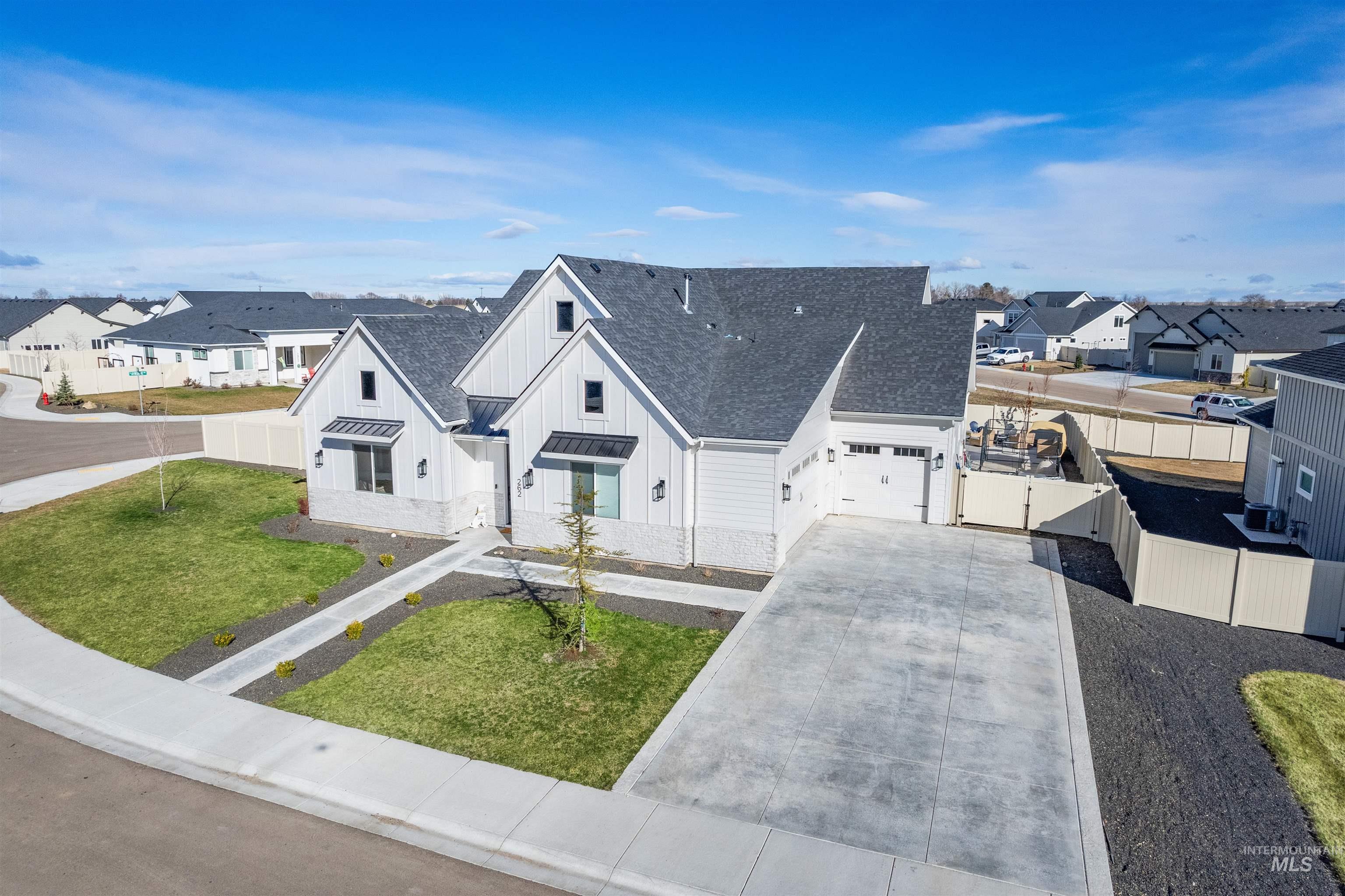 262 W Moray St, Middleton, Idaho 83644, 4 Bedrooms, 2.5 Bathrooms, Residential For Sale, Price $725,000, 98977721