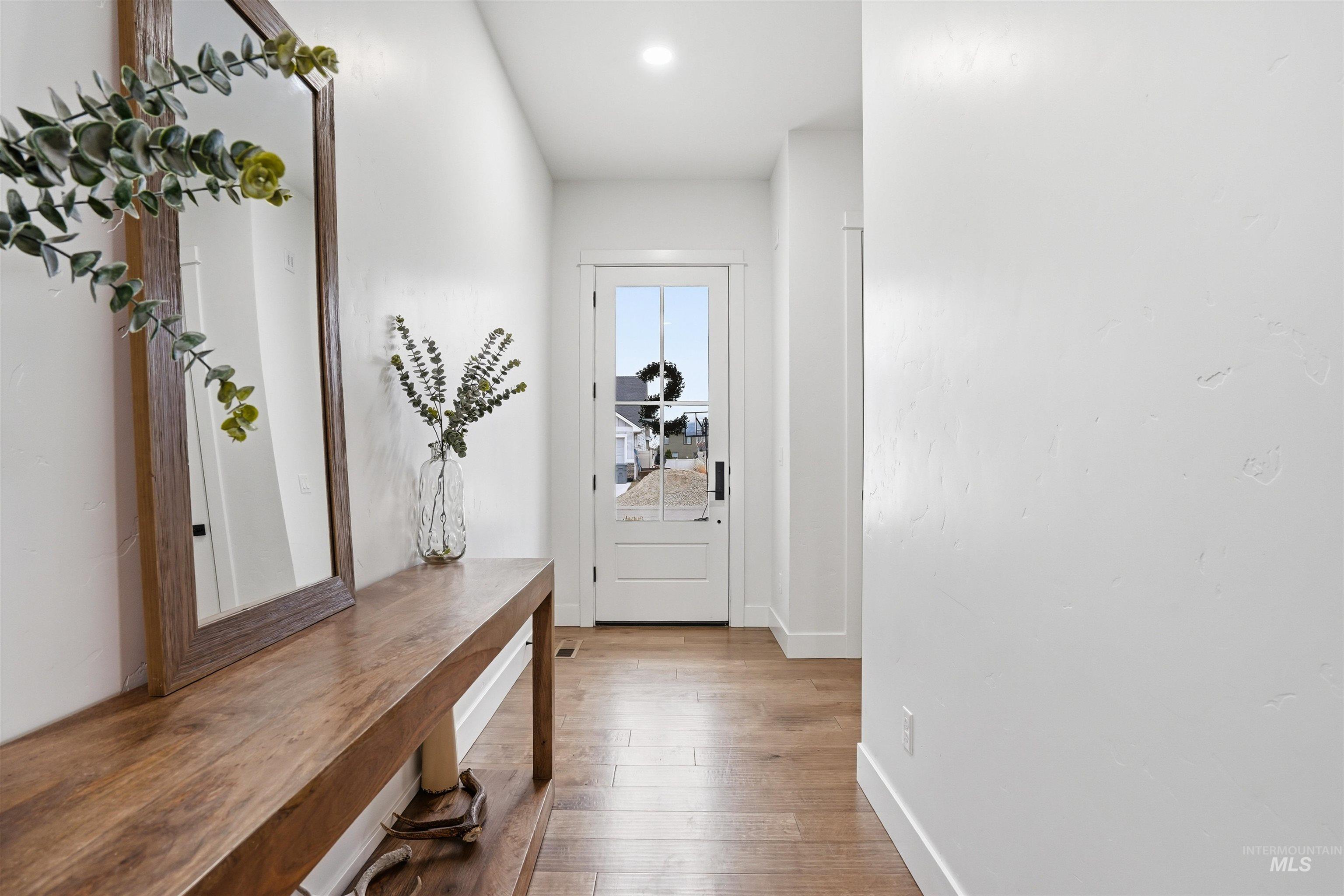 262 W Moray St, Middleton, Idaho 83644, 4 Bedrooms, 2.5 Bathrooms, Residential For Sale, Price $725,000, 98977721