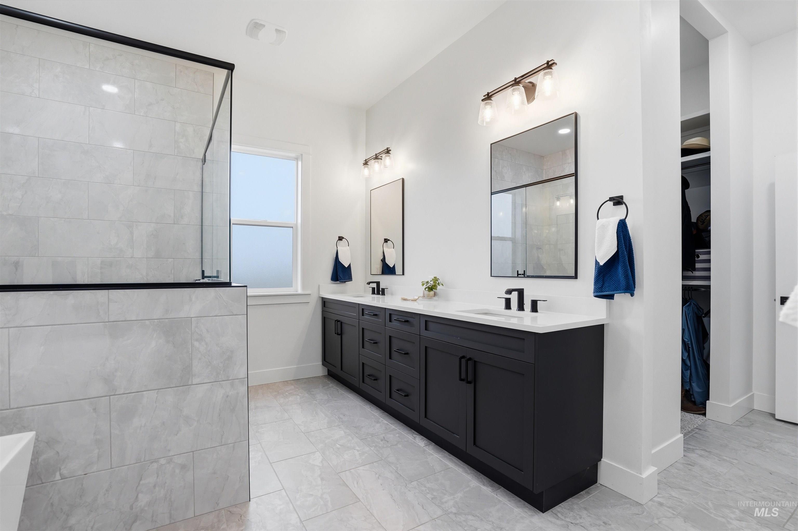 262 W Moray St, Middleton, Idaho 83644, 4 Bedrooms, 2.5 Bathrooms, Residential For Sale, Price $725,000, 98977721