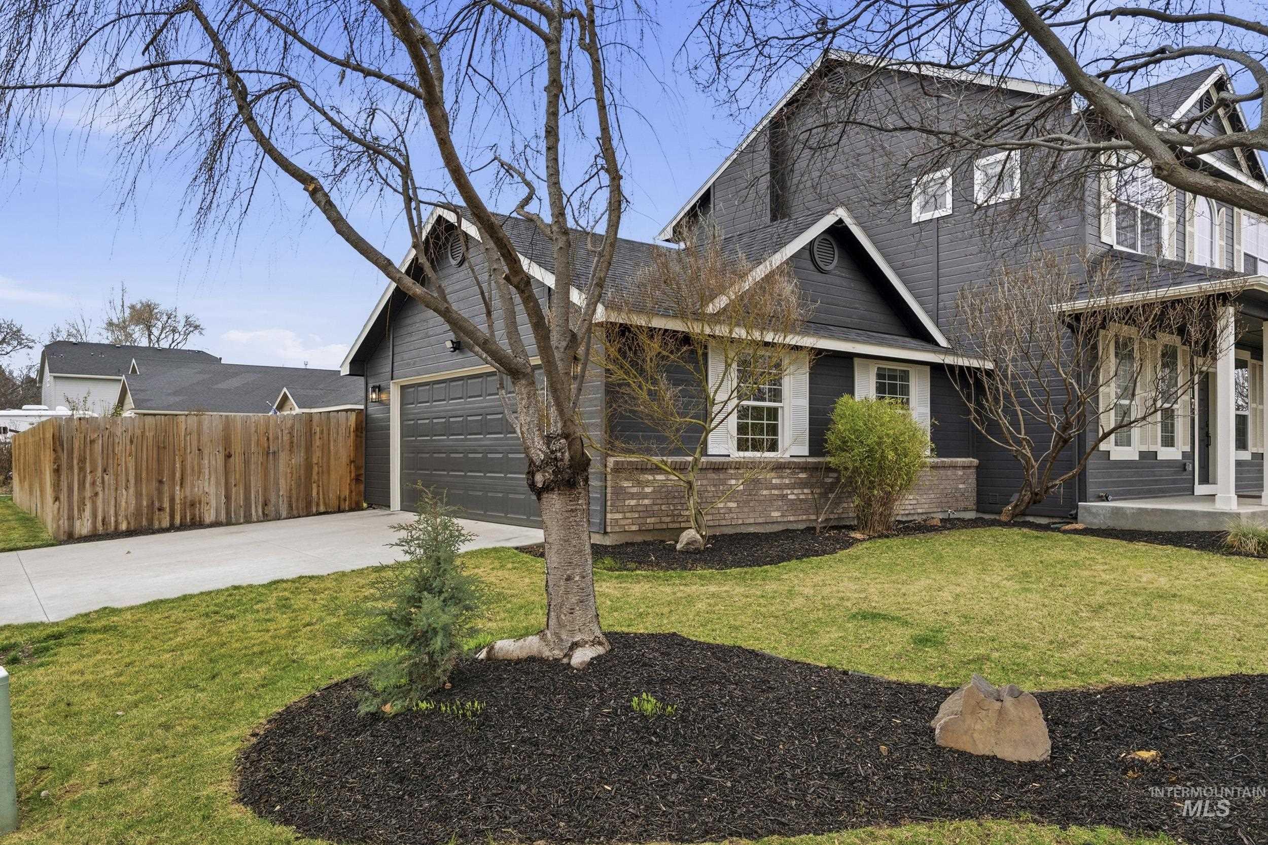 617 W Alderwood Lane, Nampa, Idaho 83651, 3 Bedrooms, 2.5 Bathrooms, Residential For Sale, Price $424,900, 98977722