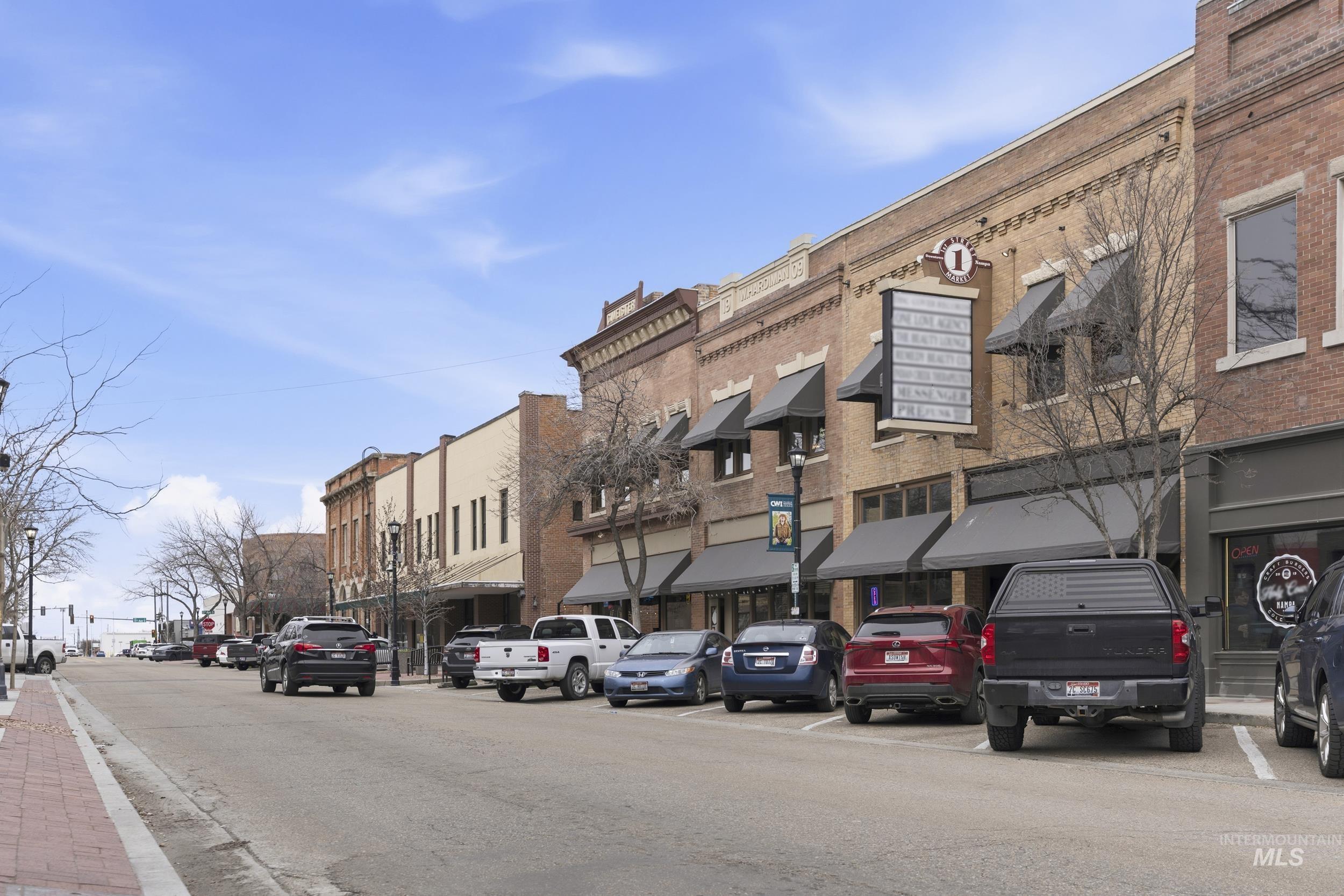 617 W Alderwood Lane, Nampa, Idaho 83651, 3 Bedrooms, 2.5 Bathrooms, Residential For Sale, Price $424,900, 98977722
