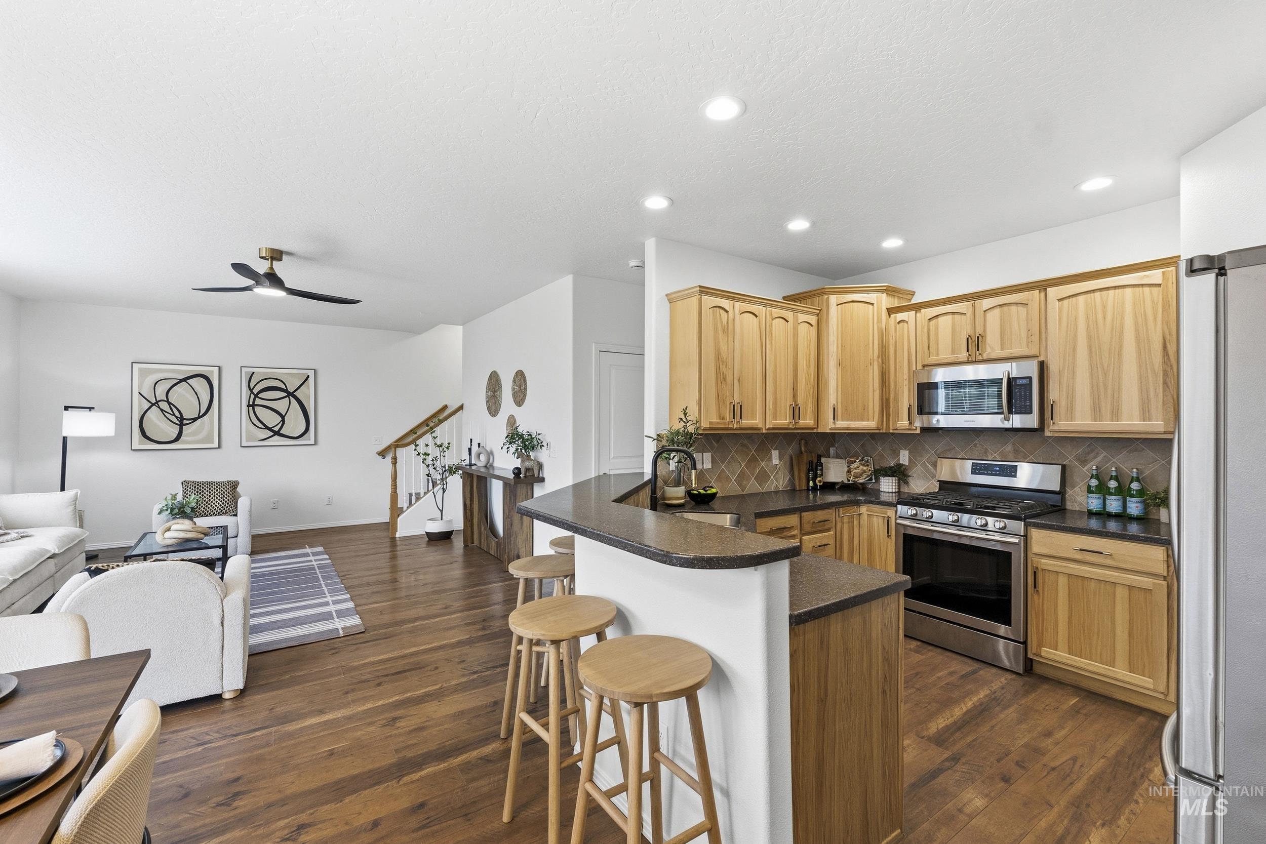 617 W Alderwood Lane, Nampa, Idaho 83651, 3 Bedrooms, 2.5 Bathrooms, Residential For Sale, Price $424,900, 98977722