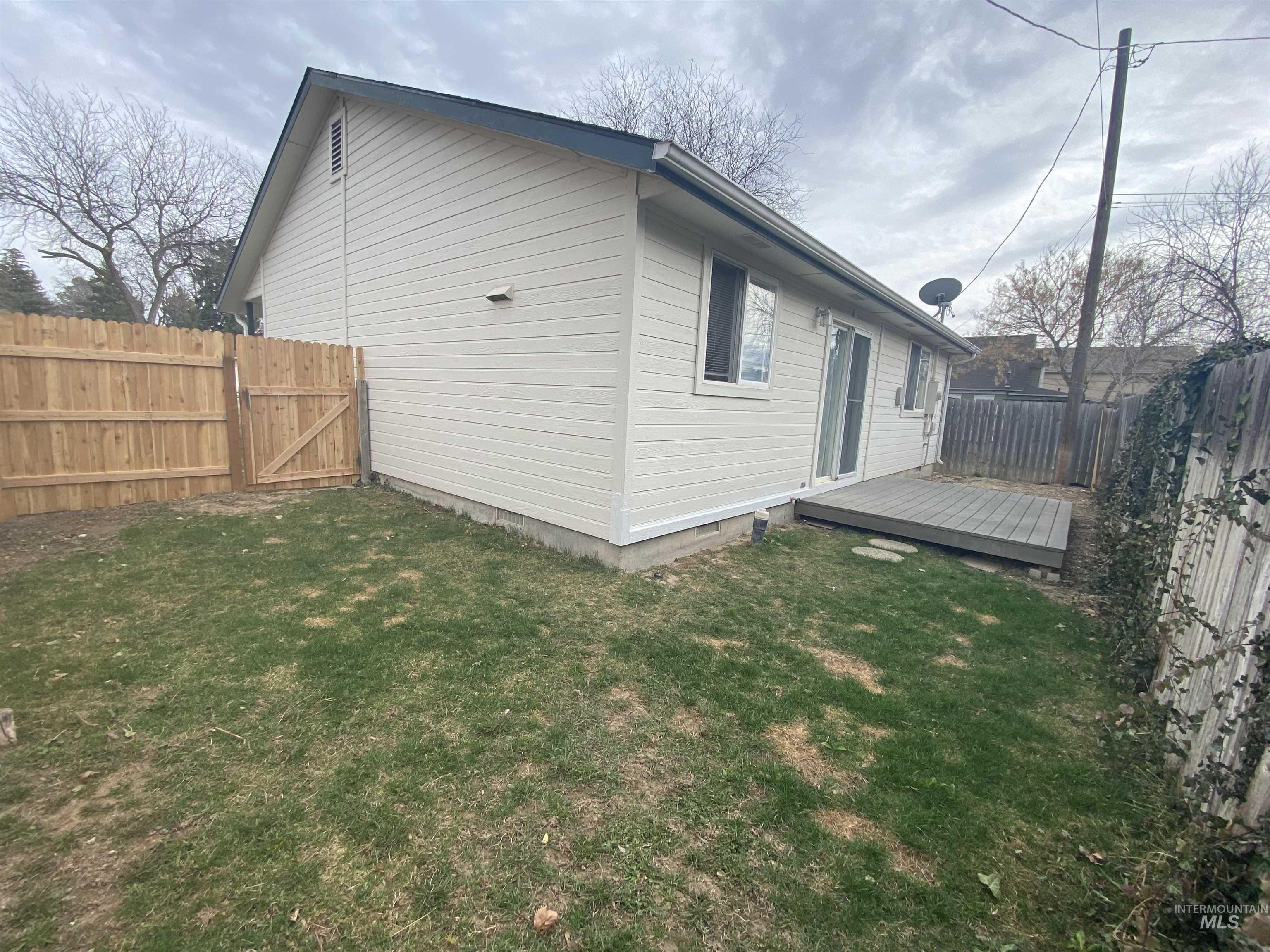 107 S Banner Street, Nampa, Idaho 83686, 2 Bedrooms, 2 Bathrooms, Residential For Sale, Price $319,900,MLS 98977724