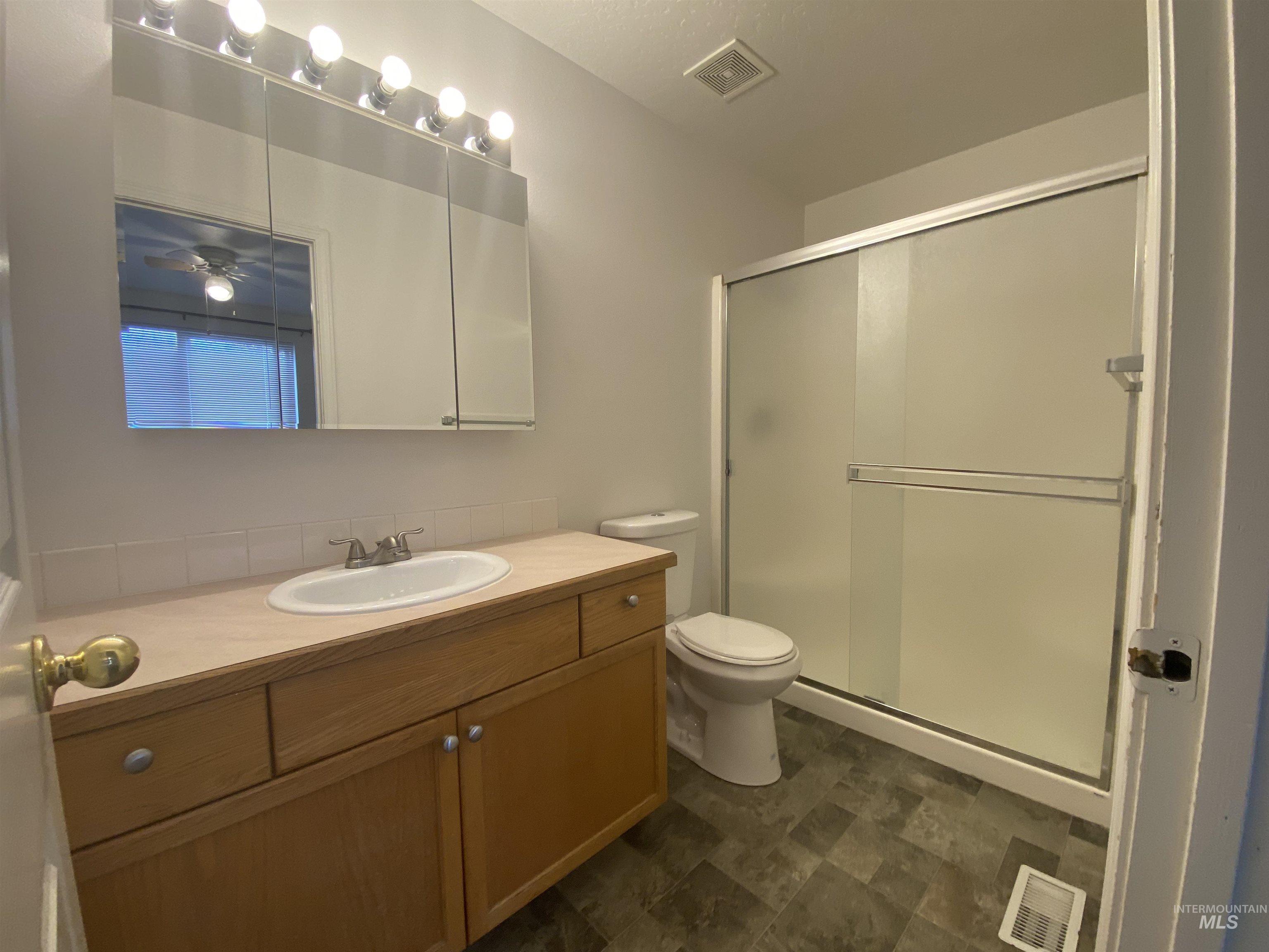 107 S Banner Street, Nampa, Idaho 83686, 2 Bedrooms, 2 Bathrooms, Residential For Sale, Price $319,900,MLS 98977724