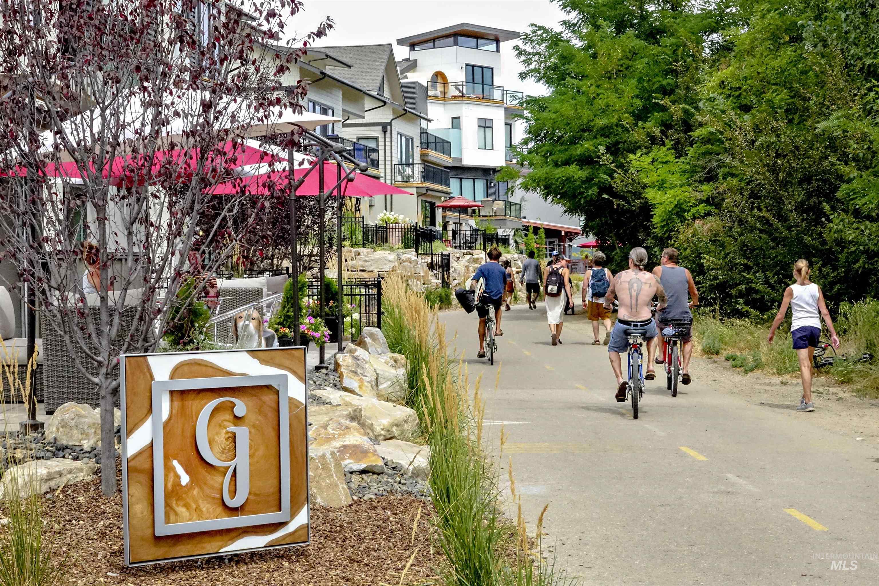 312 E 44th Street, Garden City, Idaho 83714, 3 Bedrooms, 1 Bathroom, Residential For Sale, Price $299,000, 98977725