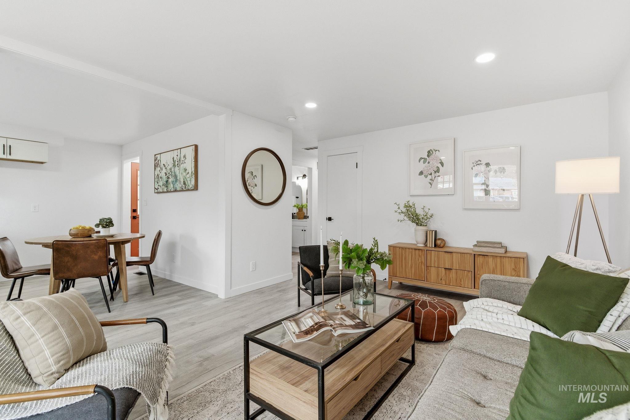 6123 S Brian Way, Boise, Idaho 83716, 4 Bedrooms, 2 Bathrooms, Residential For Sale, Price $539,990, 98977726