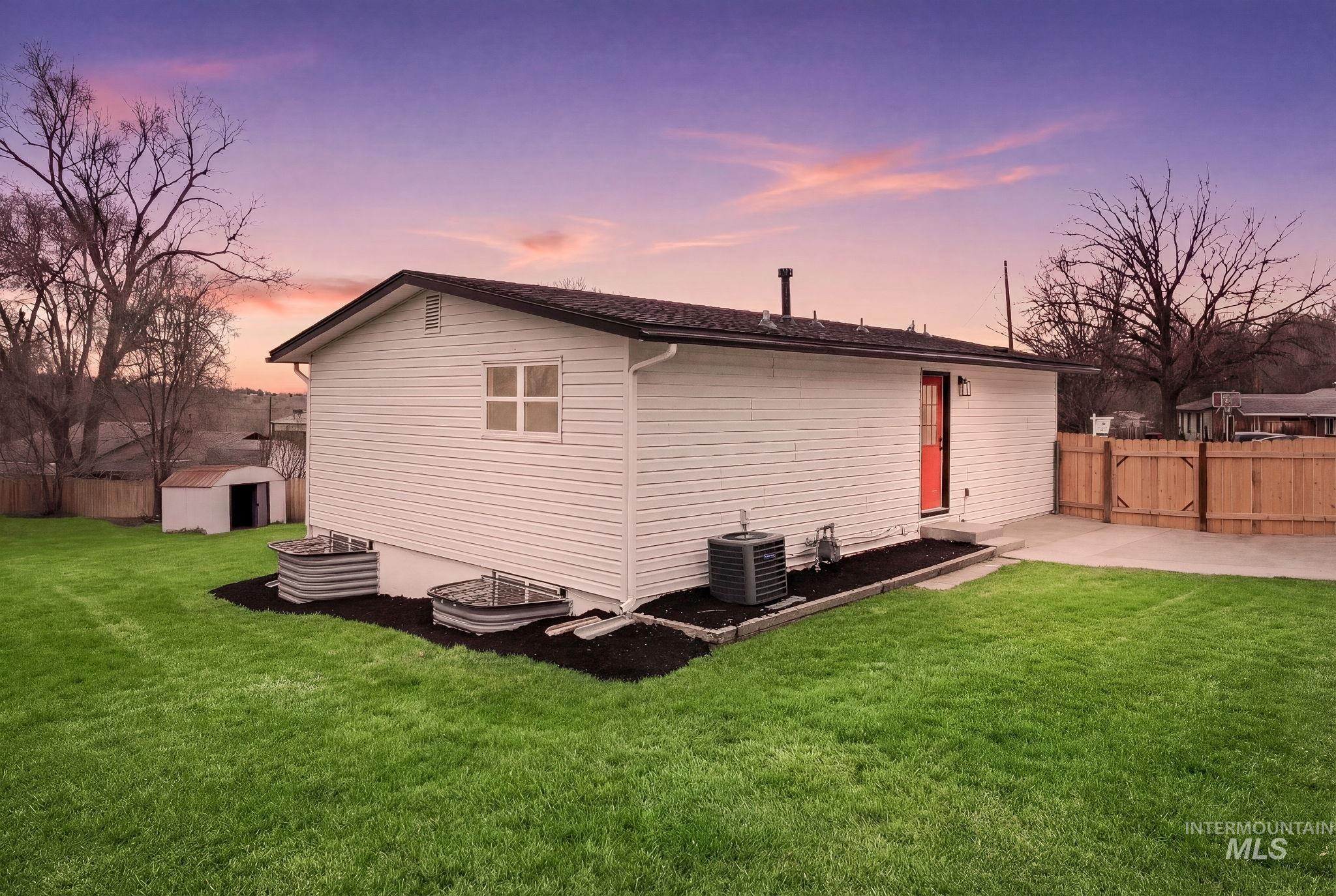 6123 S Brian Way, Boise, Idaho 83716, 4 Bedrooms, 2 Bathrooms, Residential For Sale, Price $539,990, 98977726