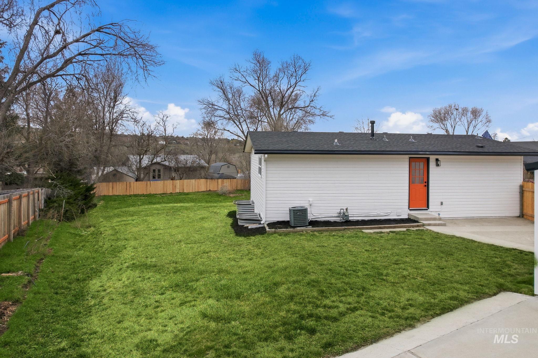 6123 S Brian Way, Boise, Idaho 83716, 4 Bedrooms, 2 Bathrooms, Residential For Sale, Price $539,990, 98977726