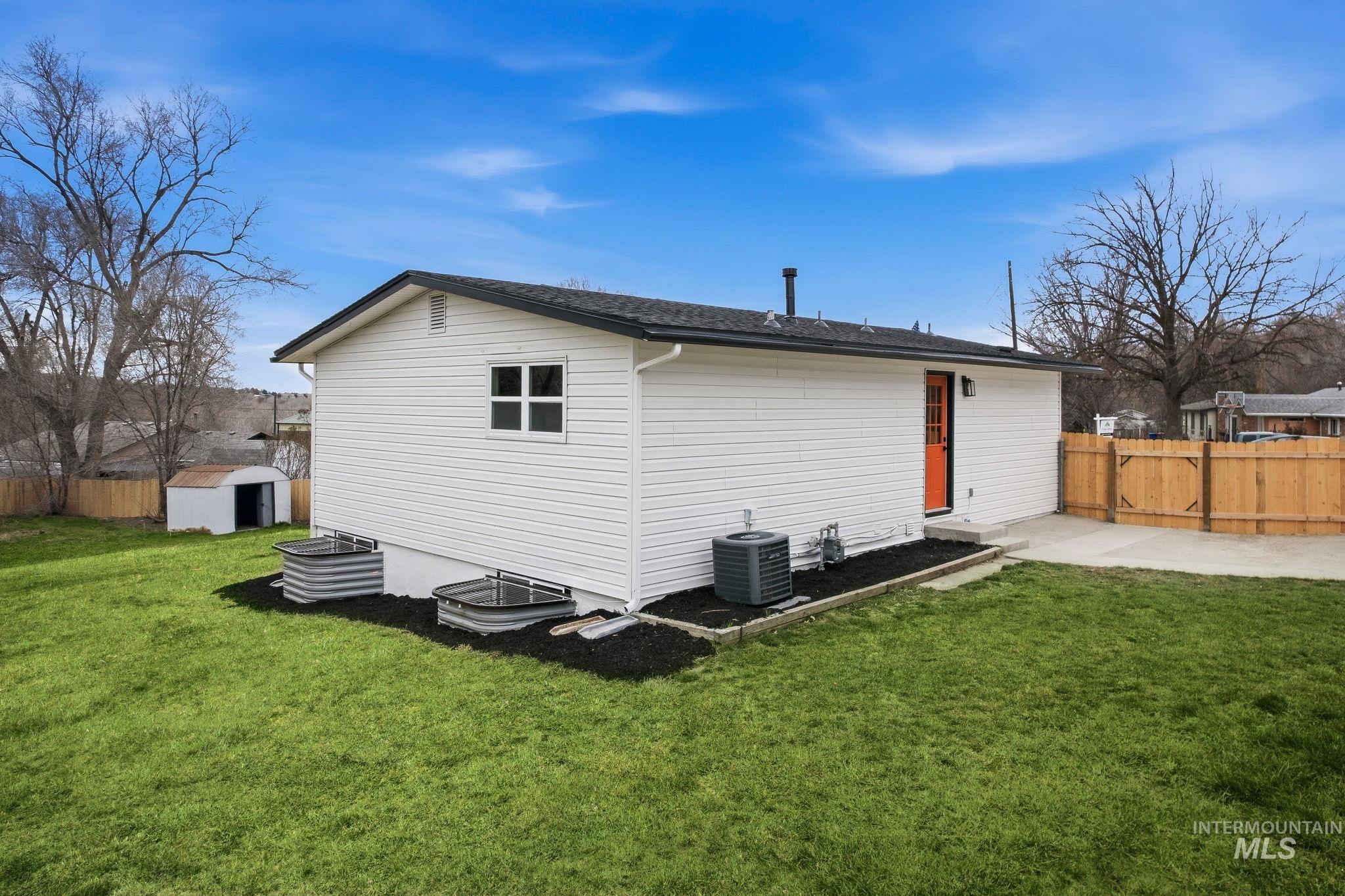 6123 S Brian Way, Boise, Idaho 83716, 4 Bedrooms, 2 Bathrooms, Residential For Sale, Price $539,990, 98977726