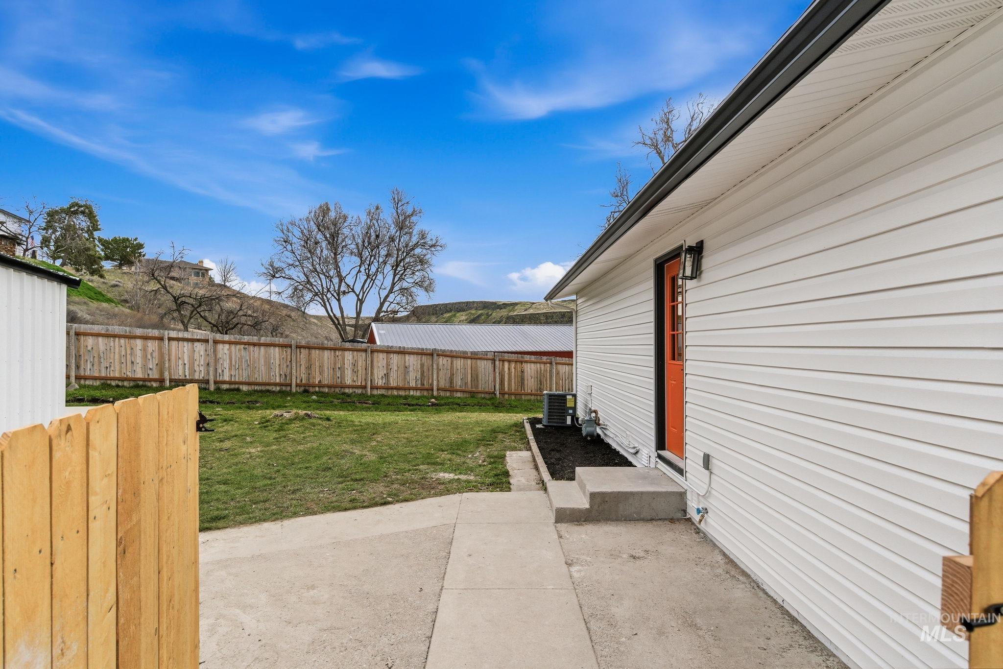 6123 S Brian Way, Boise, Idaho 83716, 4 Bedrooms, 2 Bathrooms, Residential For Sale, Price $539,990, 98977726