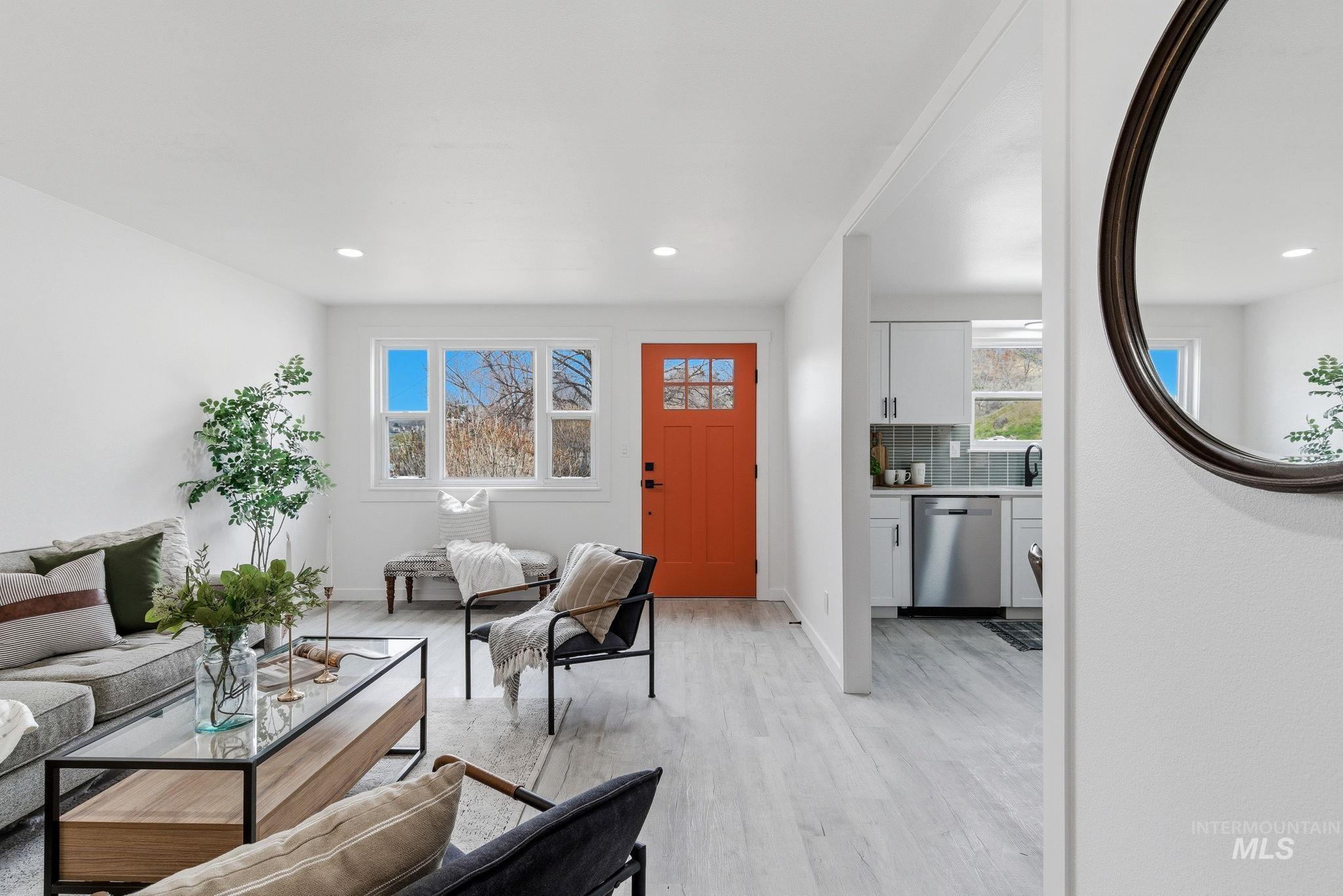 6123 S Brian Way, Boise, Idaho 83716, 4 Bedrooms, 2 Bathrooms, Residential For Sale, Price $539,990, 98977726