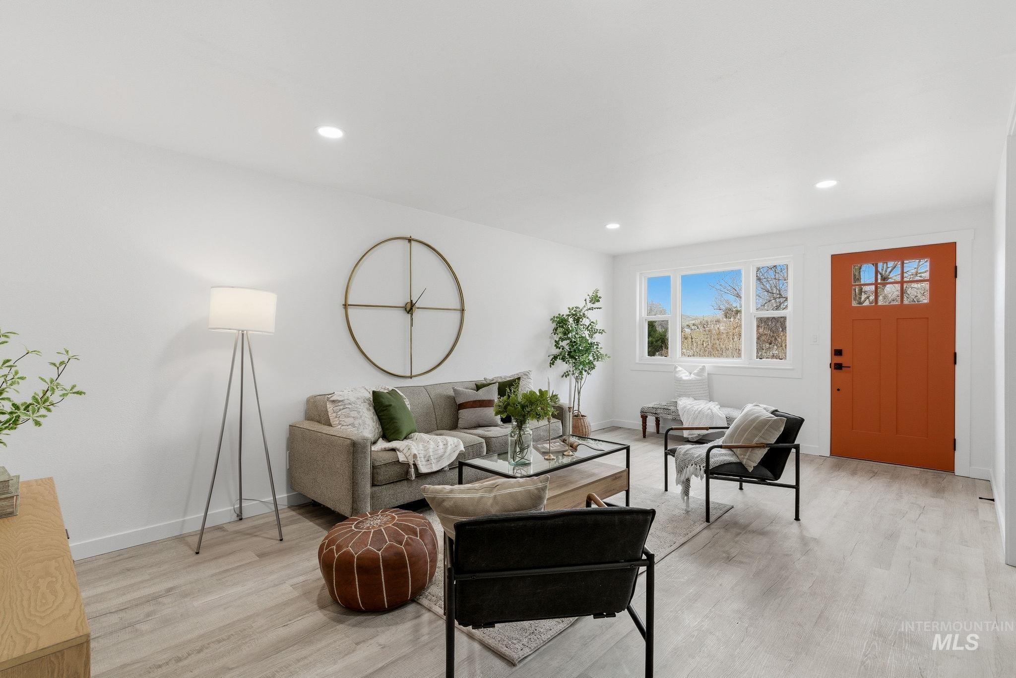 6123 S Brian Way, Boise, Idaho 83716, 4 Bedrooms, 2 Bathrooms, Residential For Sale, Price $539,990, 98977726