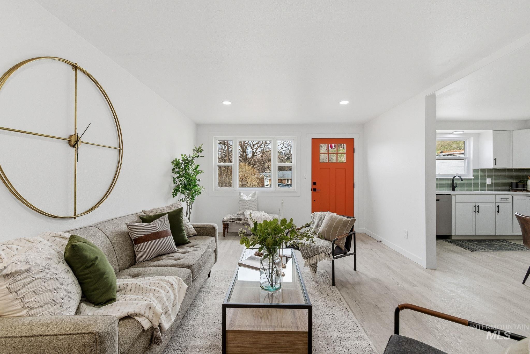 6123 S Brian Way, Boise, Idaho 83716, 4 Bedrooms, 2 Bathrooms, Residential For Sale, Price $539,990, 98977726