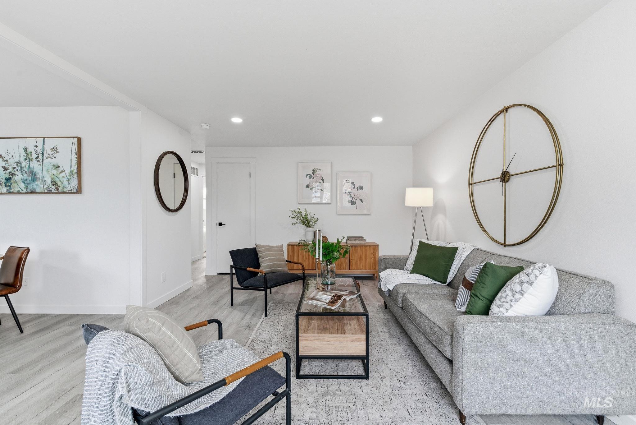 6123 S Brian Way, Boise, Idaho 83716, 4 Bedrooms, 2 Bathrooms, Residential For Sale, Price $539,990, 98977726