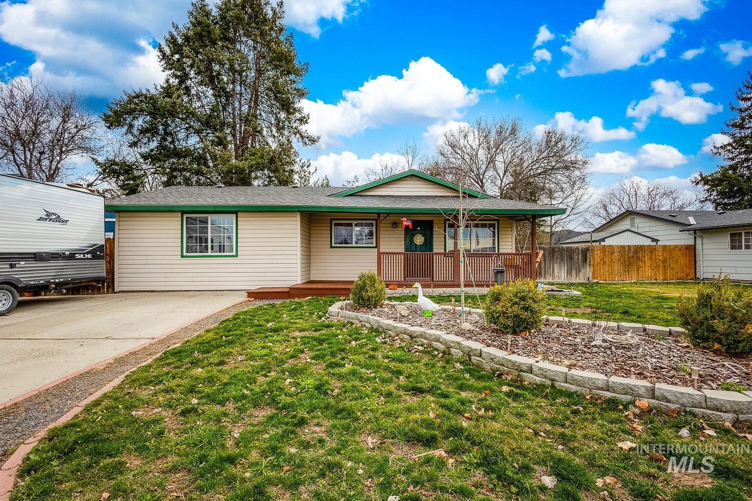 1408 N Lucille Ave, Fruitland, Idaho 83617, 4 Bedrooms, 2 Bathrooms, Residential For Sale, Price $345,000, 98977728