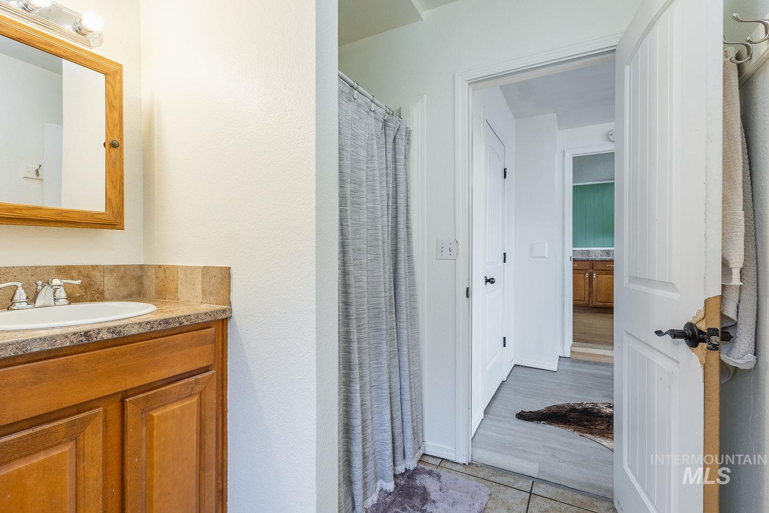 1408 N Lucille Ave, Fruitland, Idaho 83617, 4 Bedrooms, 2 Bathrooms, Residential For Sale, Price $345,000, 98977728