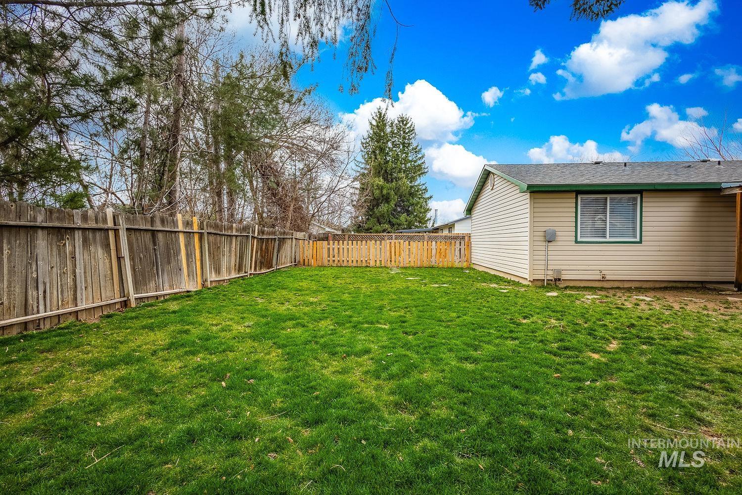 1408 N Lucille Ave, Fruitland, Idaho 83617, 4 Bedrooms, 2 Bathrooms, Residential For Sale, Price $345,000, 98977728