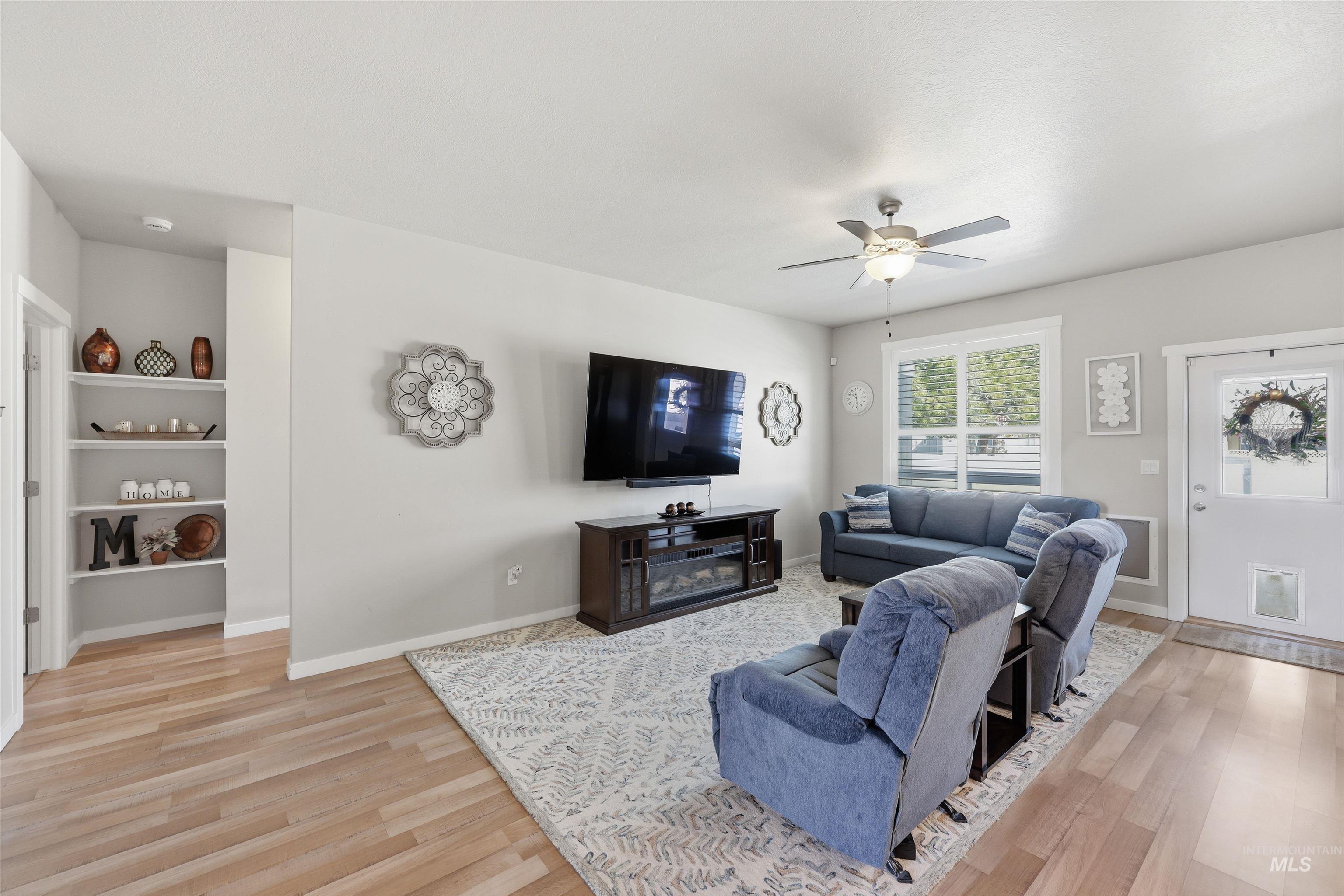 3706 S. Greenbrier, Nampa, Idaho 83686, 3 Bedrooms, 2 Bathrooms, Residential For Sale, Price $425,000, 98977729