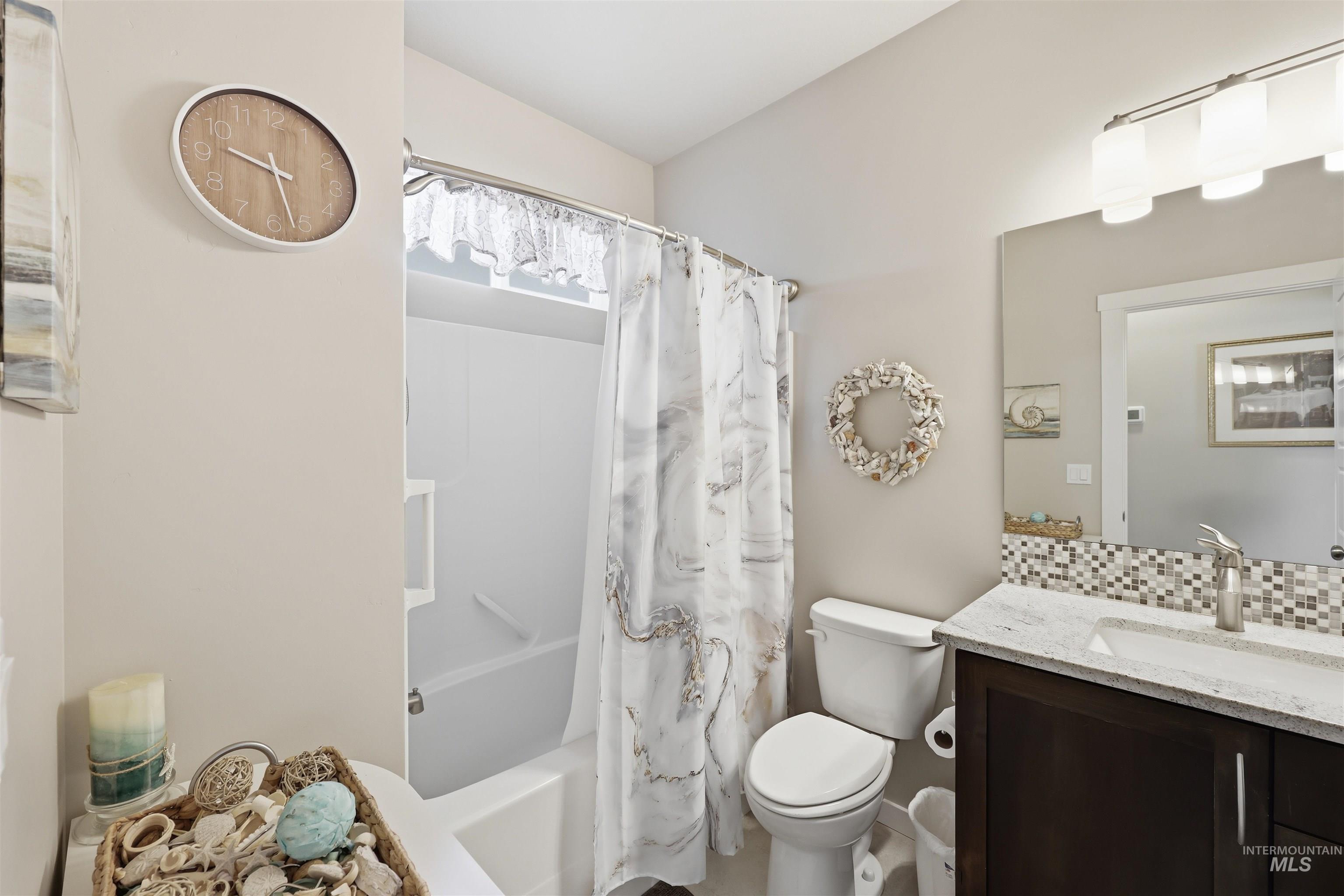 3706 S. Greenbrier, Nampa, Idaho 83686, 3 Bedrooms, 2 Bathrooms, Residential For Sale, Price $425,000, 98977729