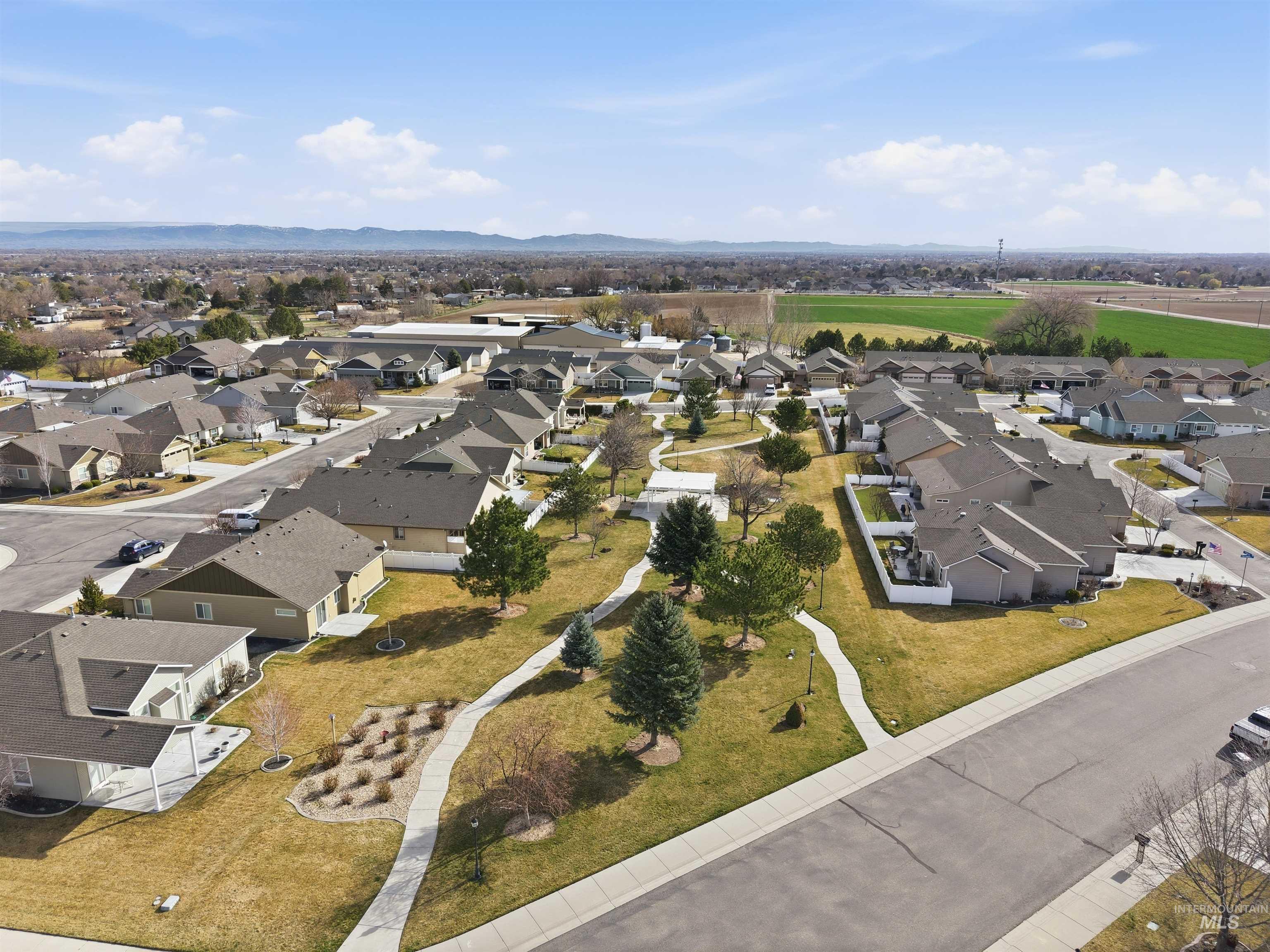 3706 S. Greenbrier, Nampa, Idaho 83686, 3 Bedrooms, 2 Bathrooms, Residential For Sale, Price $425,000, 98977729