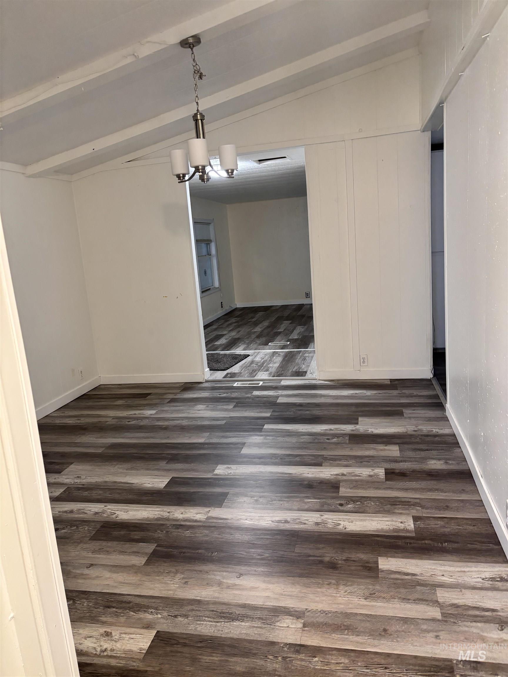 1410 Flamingo Ave, Nampa, Idaho 83651, 3 Bedrooms, 2 Bathrooms, Residential For Sale, Price $79,900,MLS 98977730