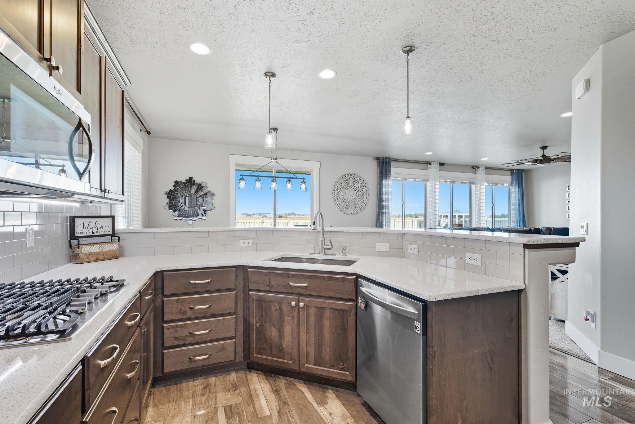 1164 W Seldovia Drive, Kuna, Idaho 83634, 5 Bedrooms, 4.5 Bathrooms, Residential For Sale, Price $749,900, 98977731