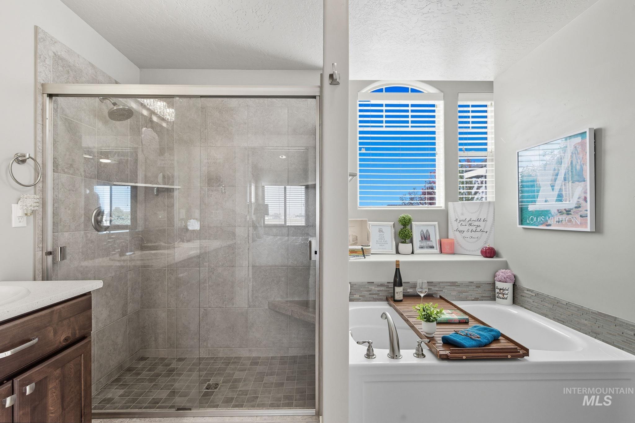 1164 W Seldovia Drive, Kuna, Idaho 83634, 5 Bedrooms, 4.5 Bathrooms, Residential For Sale, Price $749,900, 98977731