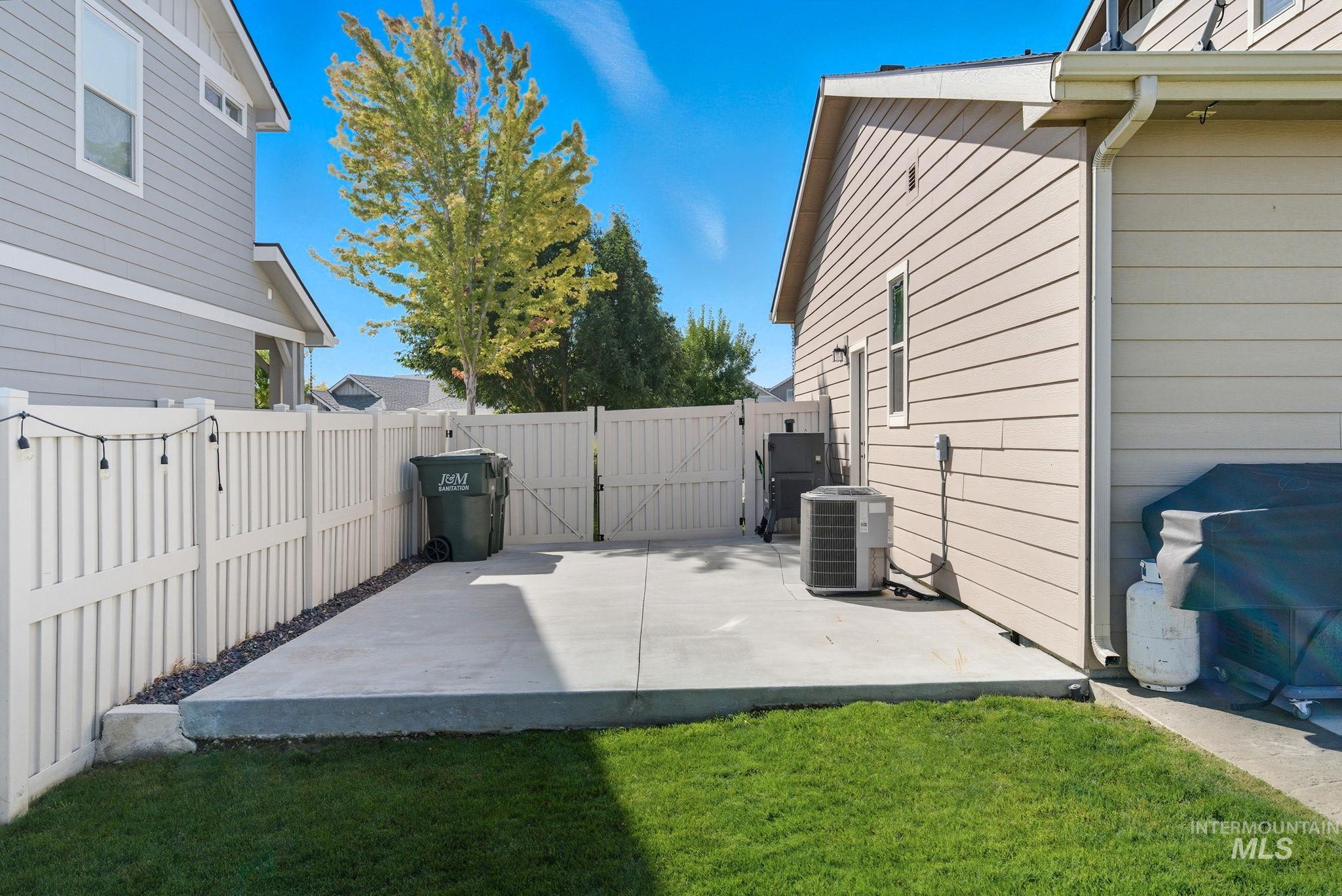 1164 W Seldovia Drive, Kuna, Idaho 83634, 5 Bedrooms, 4.5 Bathrooms, Residential For Sale, Price $749,900, 98977731