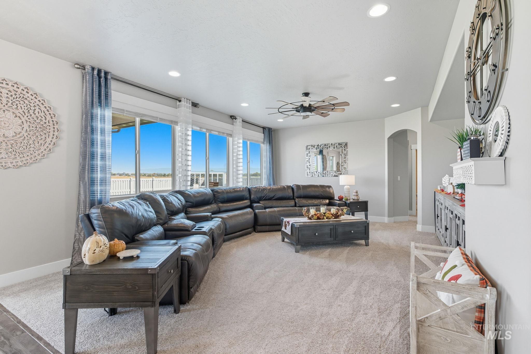 1164 W Seldovia Drive, Kuna, Idaho 83634, 5 Bedrooms, 4.5 Bathrooms, Residential For Sale, Price $749,900, 98977731