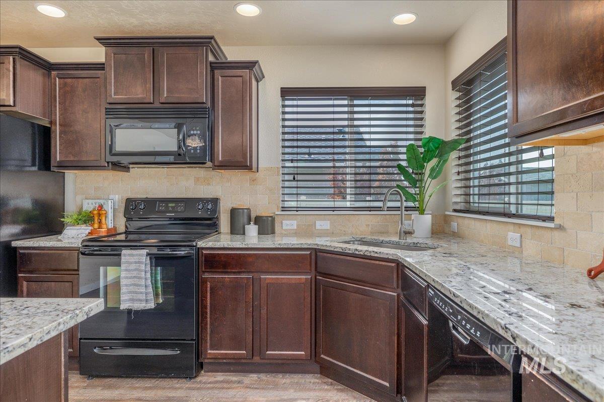 8129 S Carpenter, Boise, Idaho 83709, 4 Bedrooms, 2.5 Bathrooms, Residential For Sale, Price $524,900, 98977733