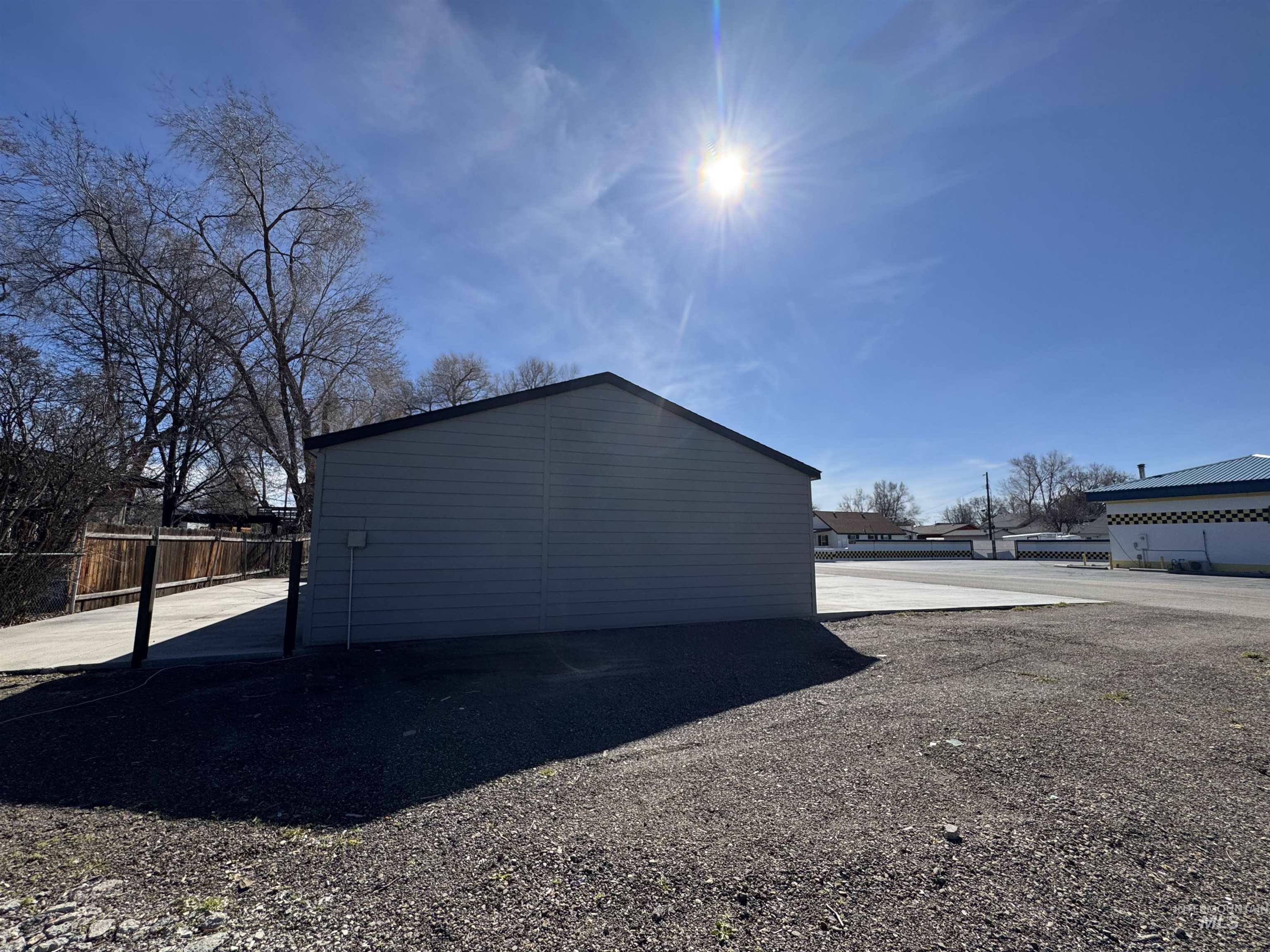 190 Roosevelt St, Outside City Limits, Idaho 83647, 7 Rooms, Business/Commercial For Sale, Price $365,000, 98977734